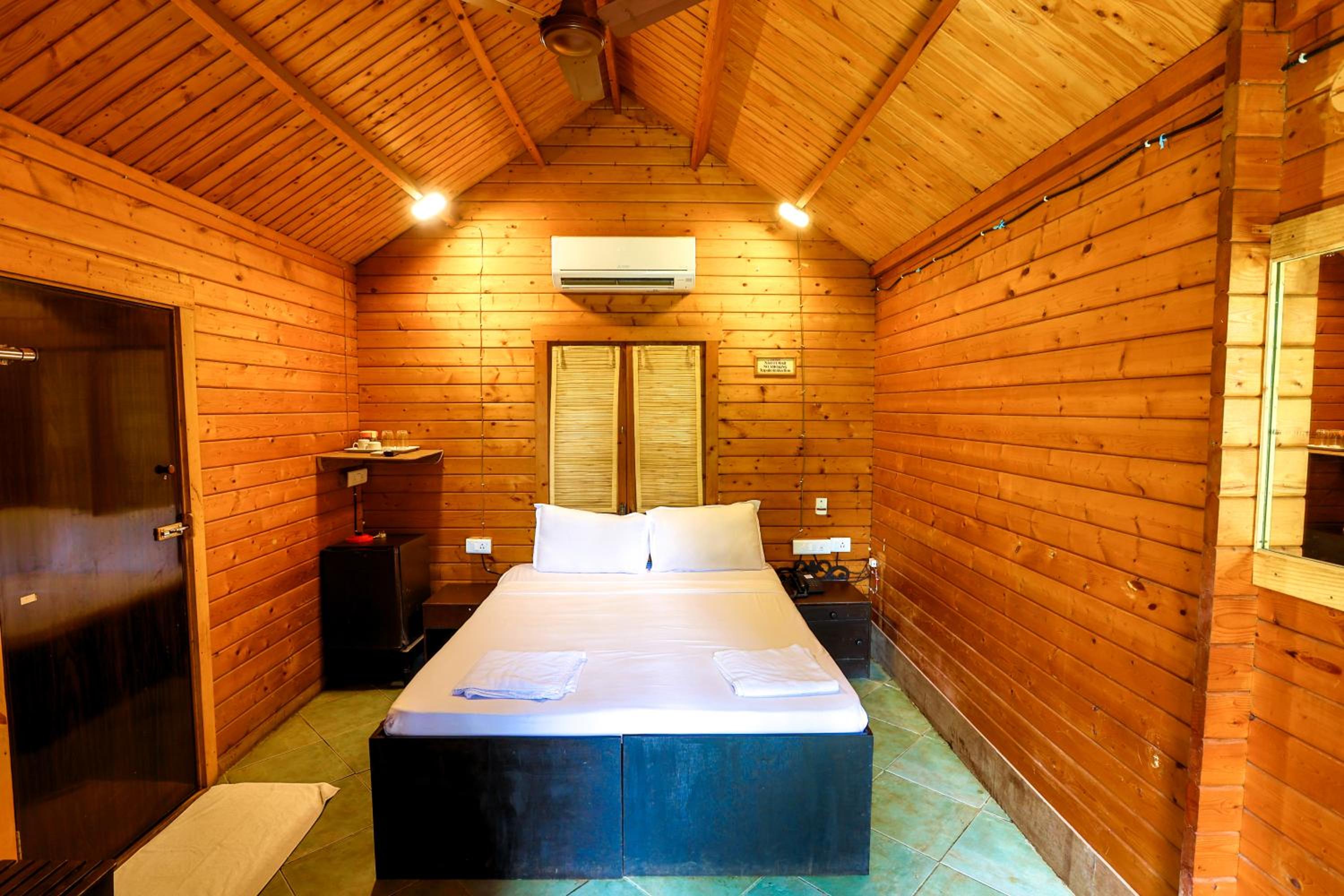 Joint Cottage - Photo 1