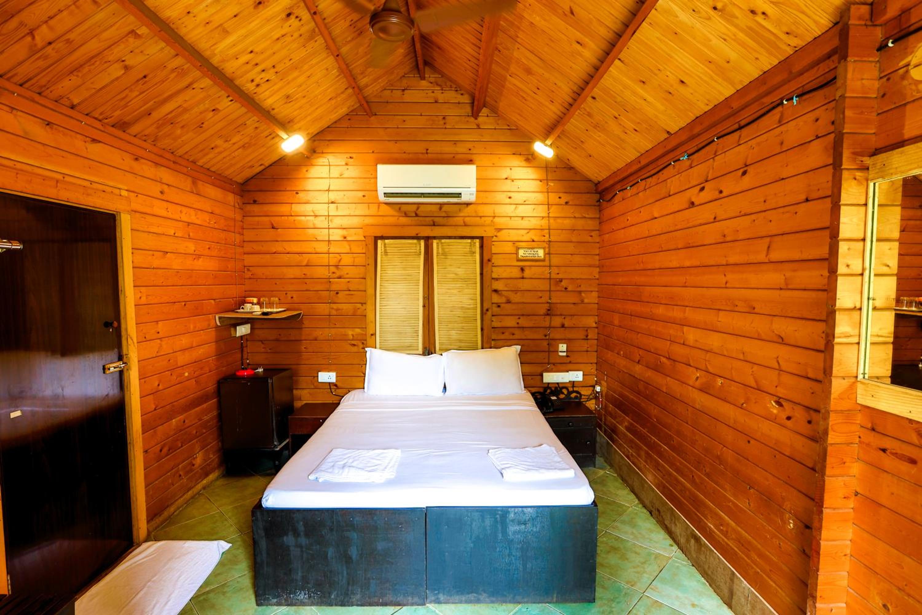 Joint Cottage - Photo 2