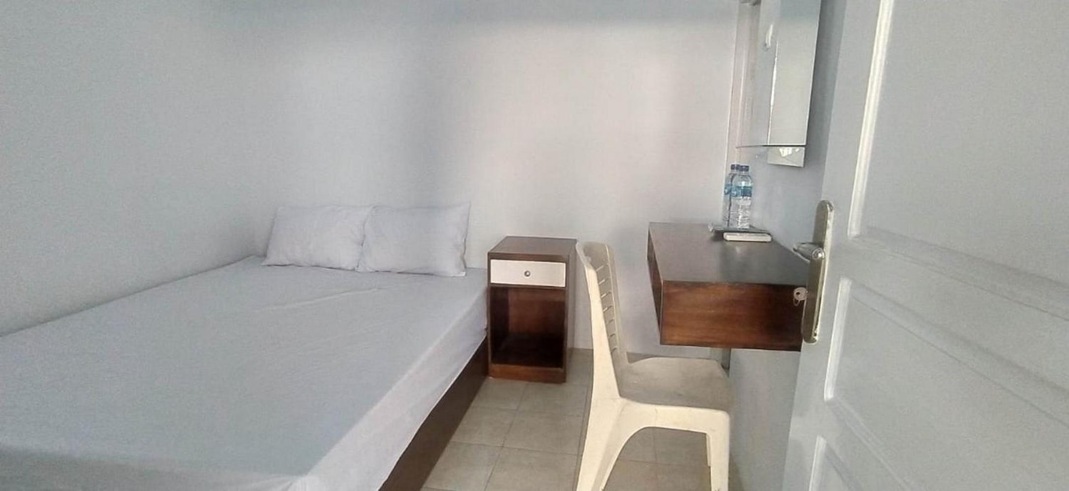 Standard Double Room - Photo 3