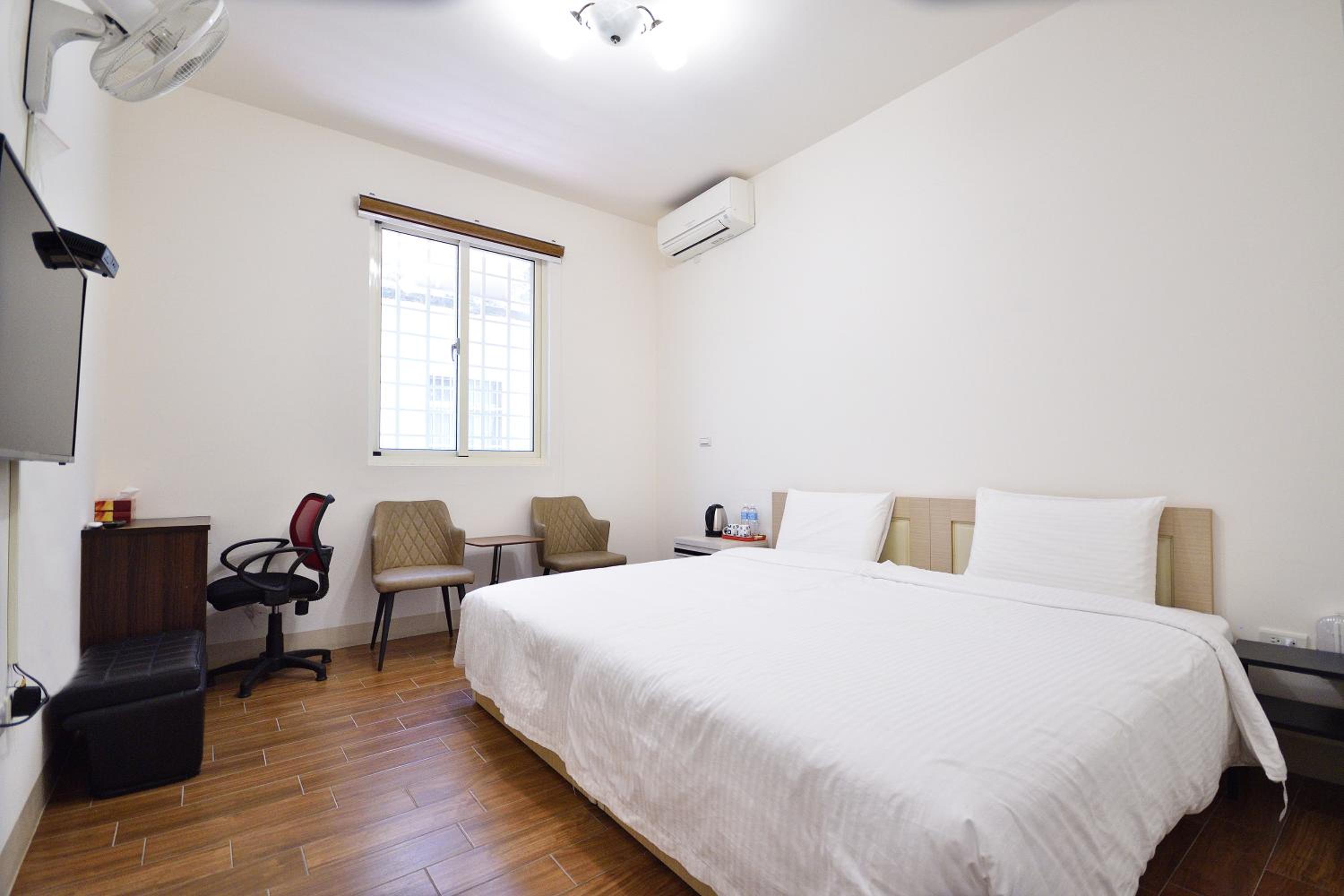 Double Room with Private Bathroom