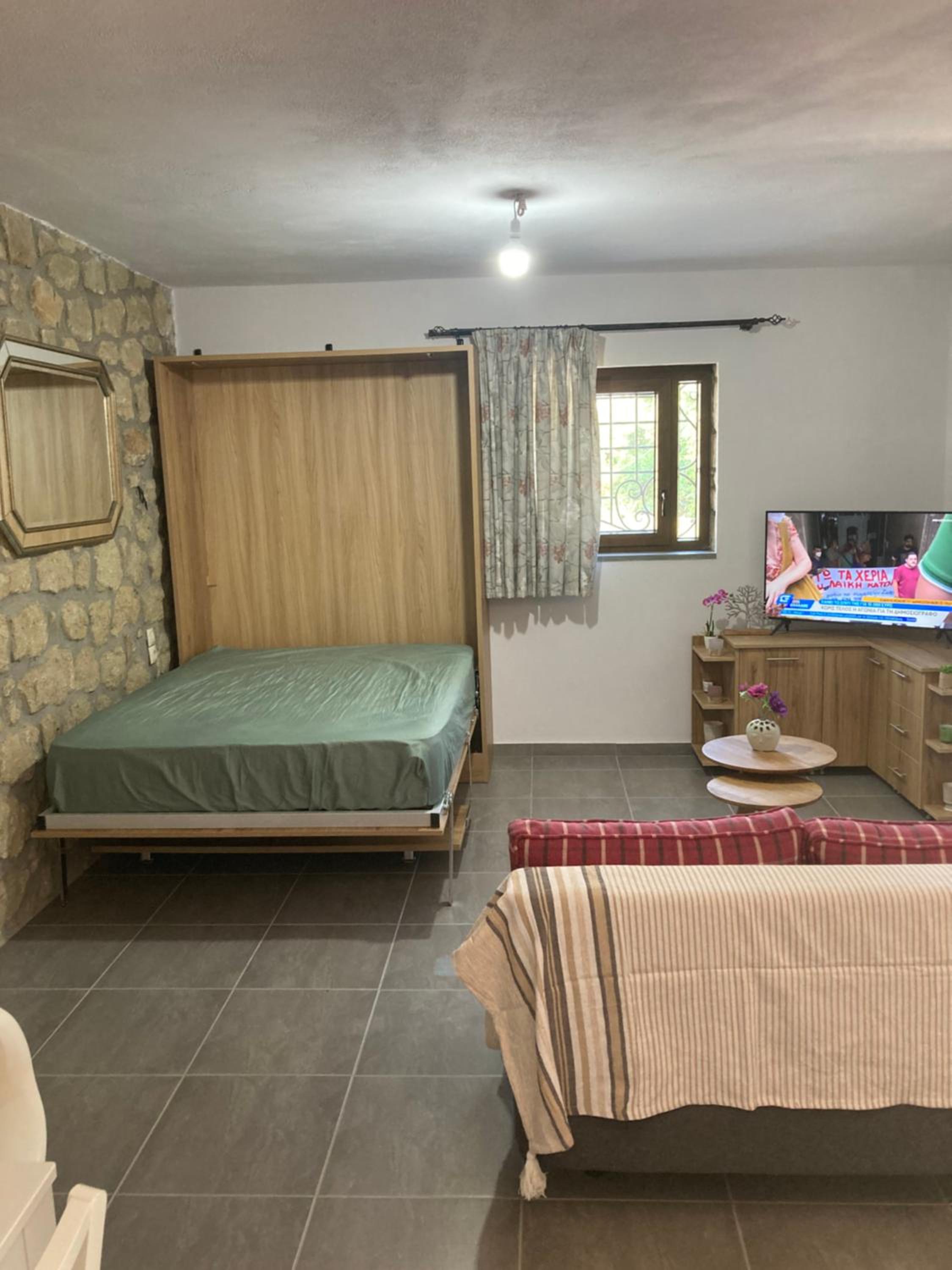 One-Bedroom House - Photo 1