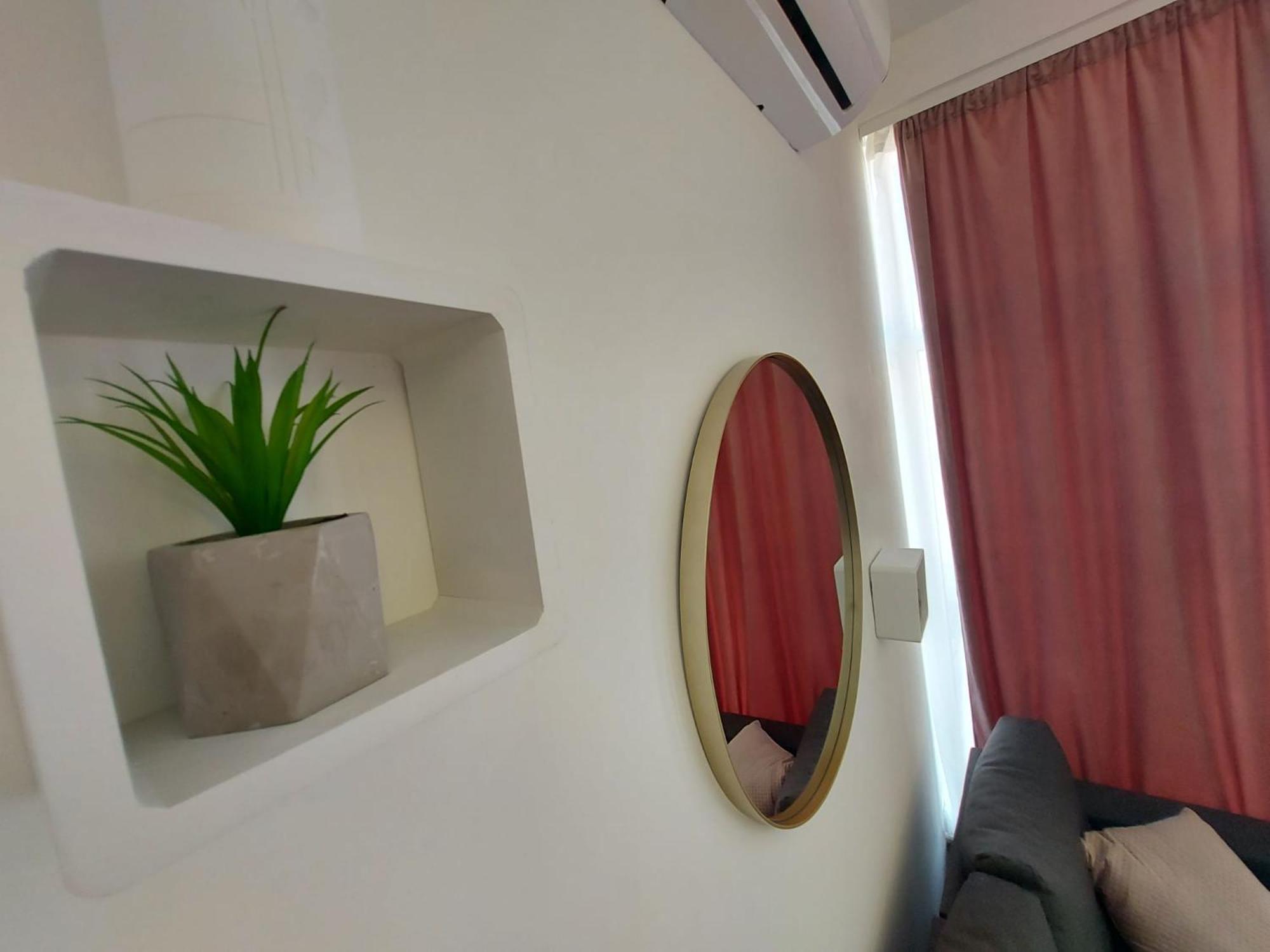 Deluxe Double Room with Extra Bed - Photo 34