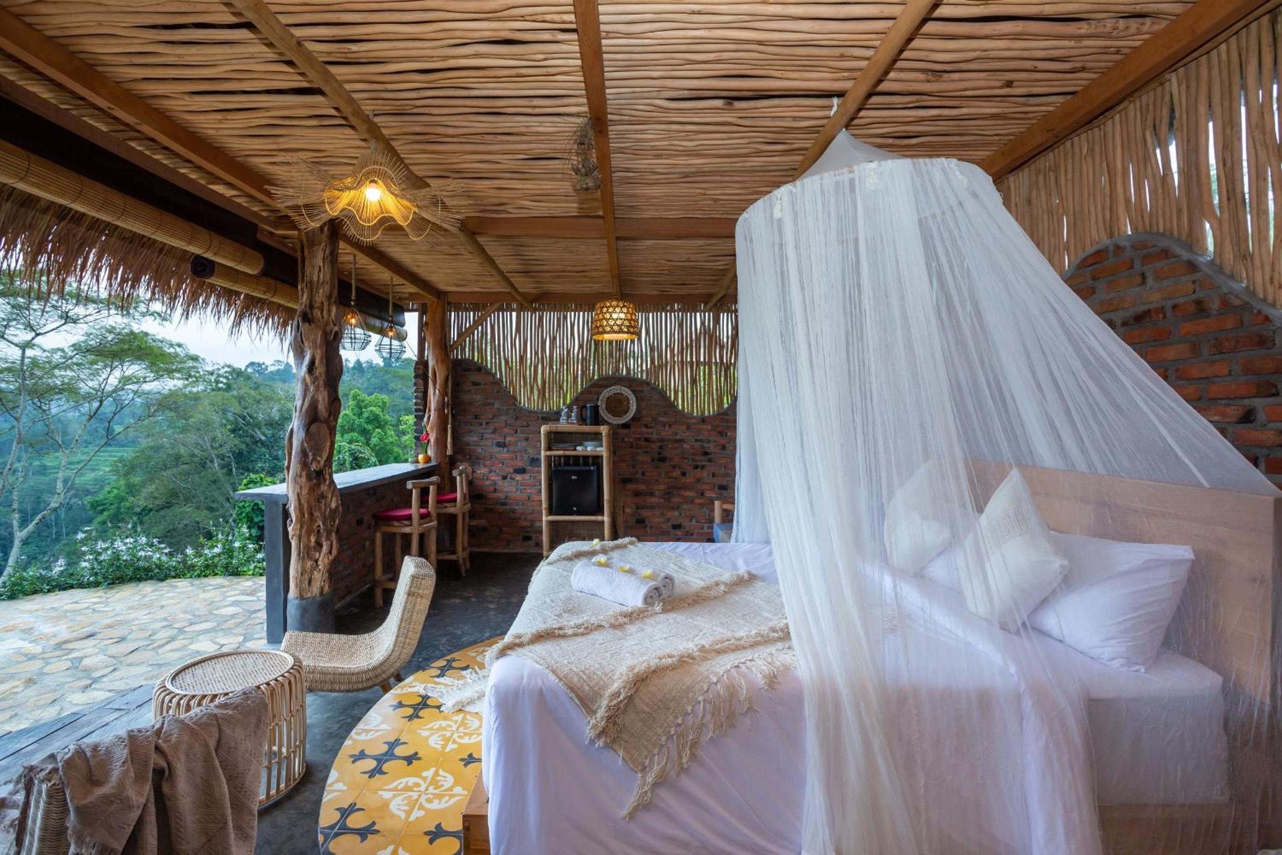 One-Bedroom Valley View with Private Pool - Photo 42