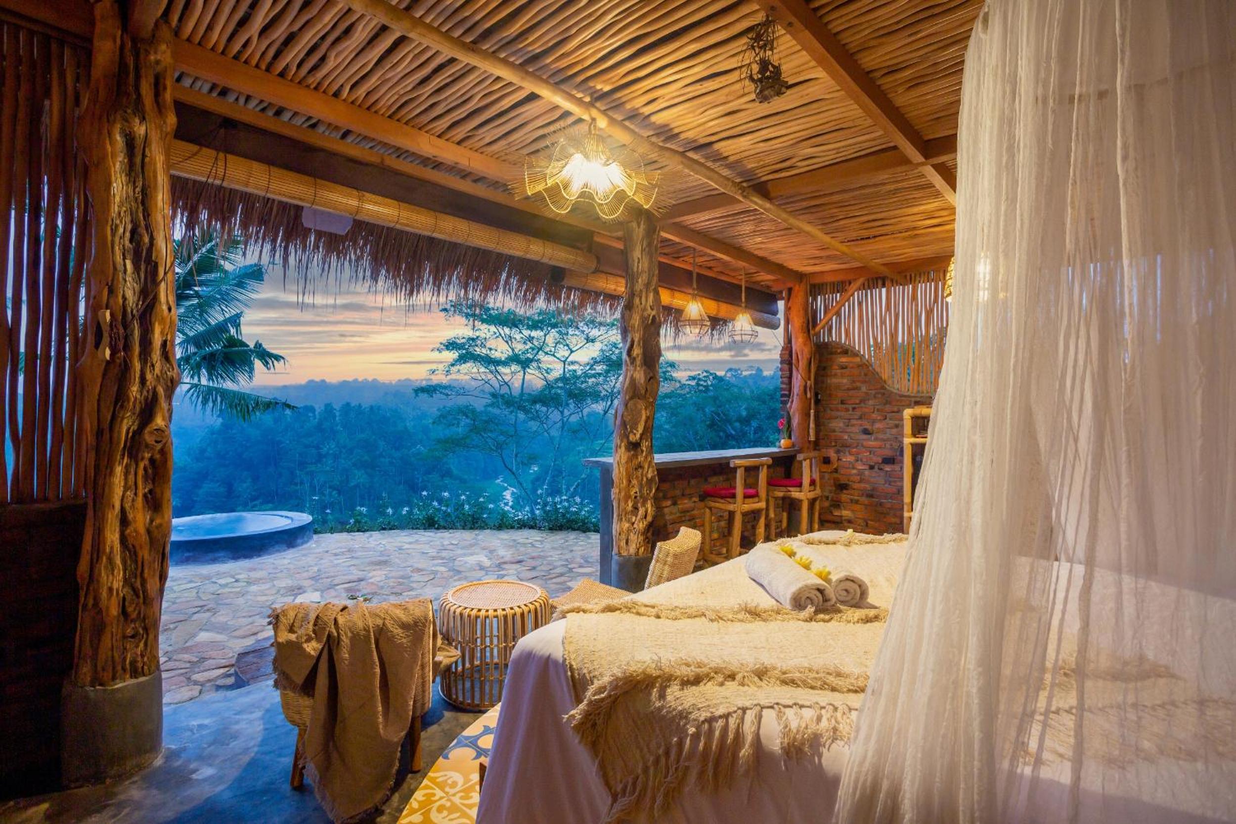 One-Bedroom River View Villa with Private Pool - Photo 54