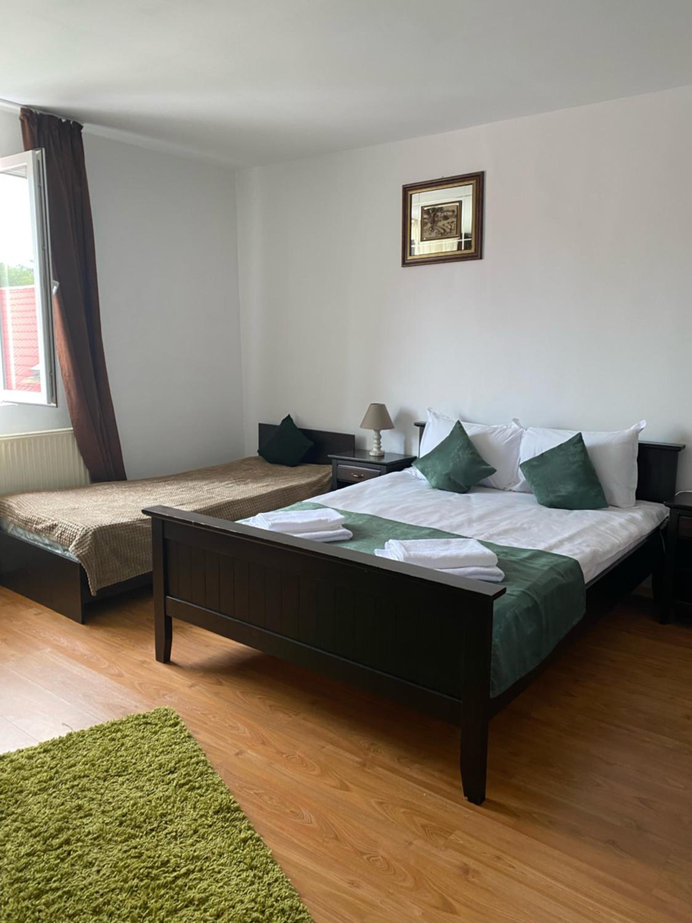 Triple Room - Photo 6