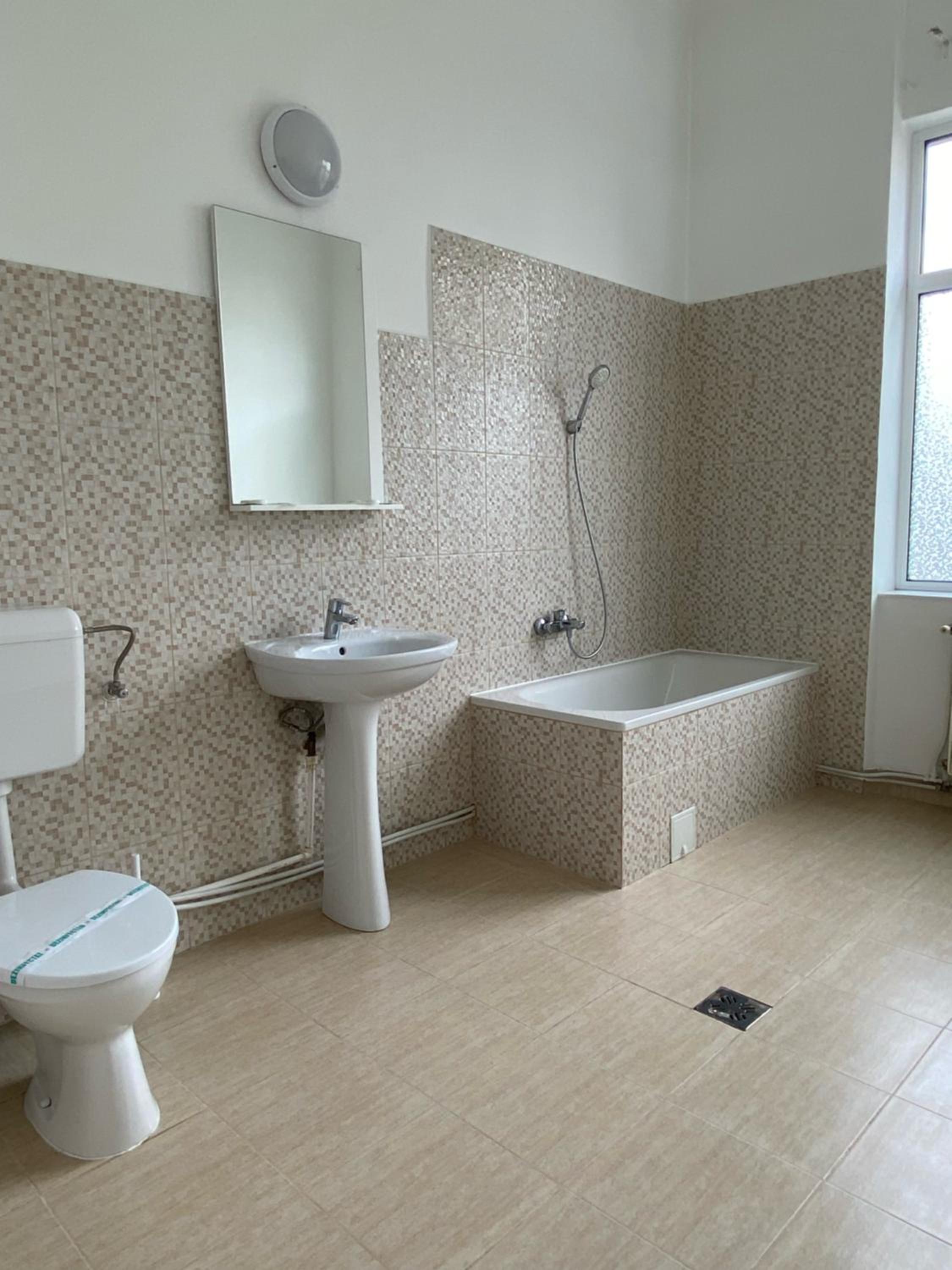 Standard Double Room - Photo 3