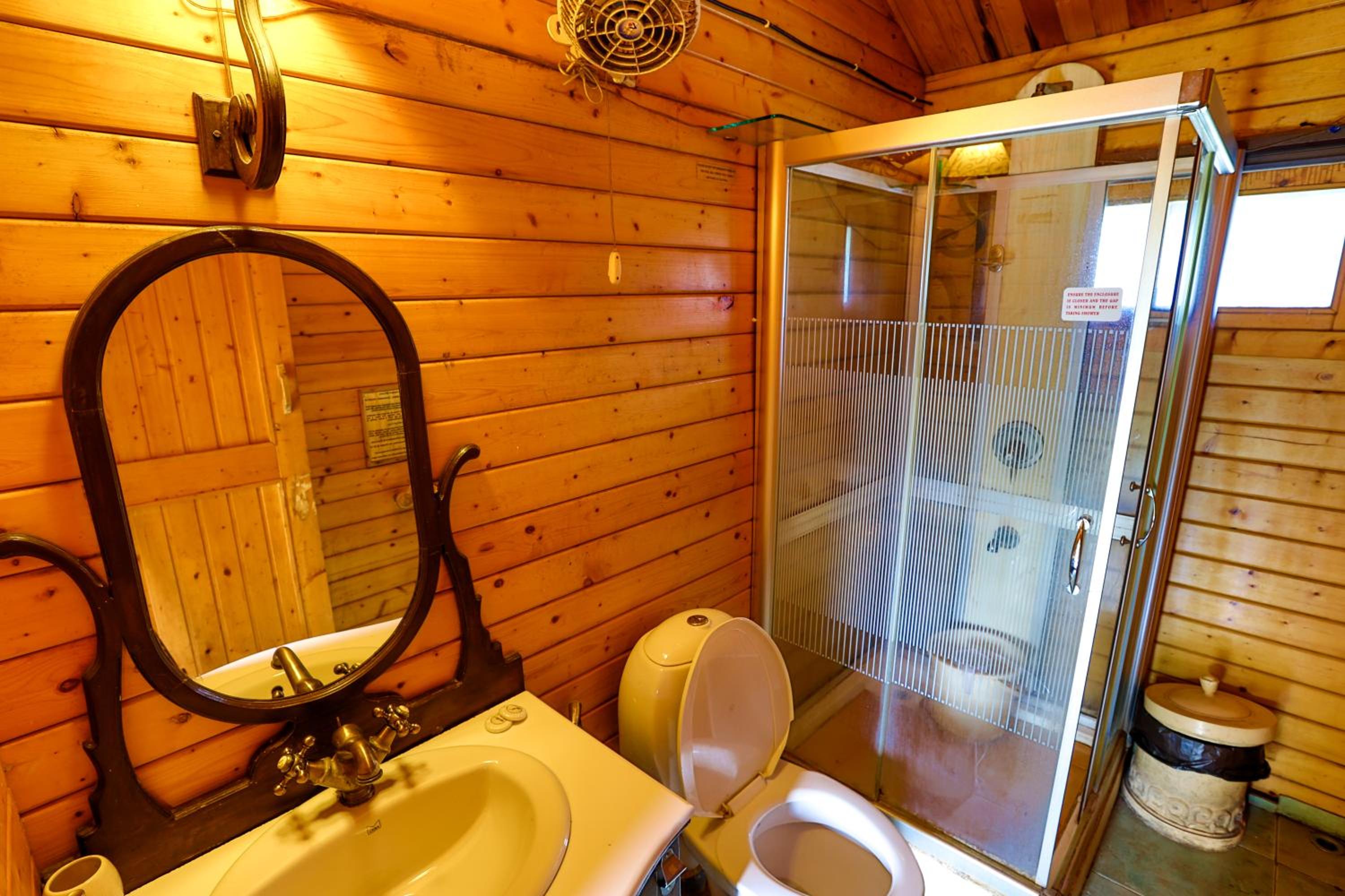 Wood Cottage - Photo 6