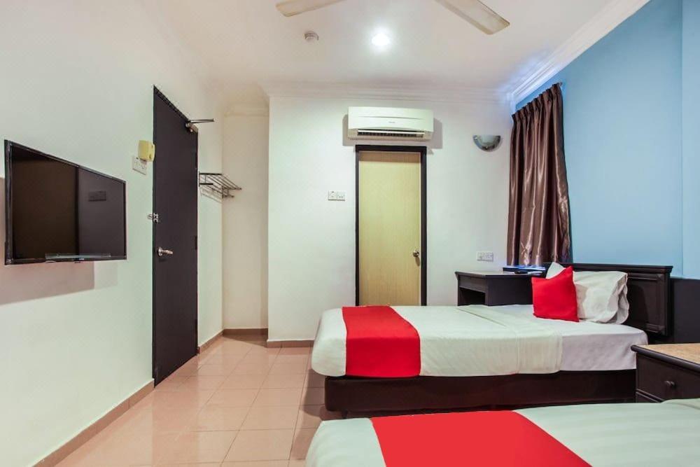 Deluxe Twin Room - Photo 1