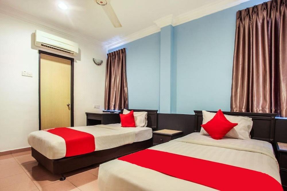 Deluxe Twin Room - Photo 2