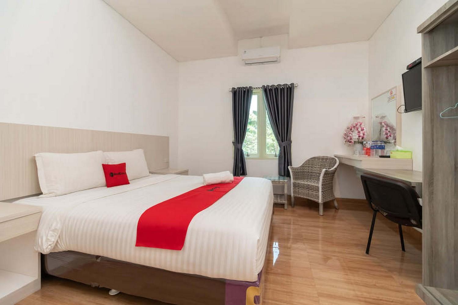 Deluxe Room - Photo 1