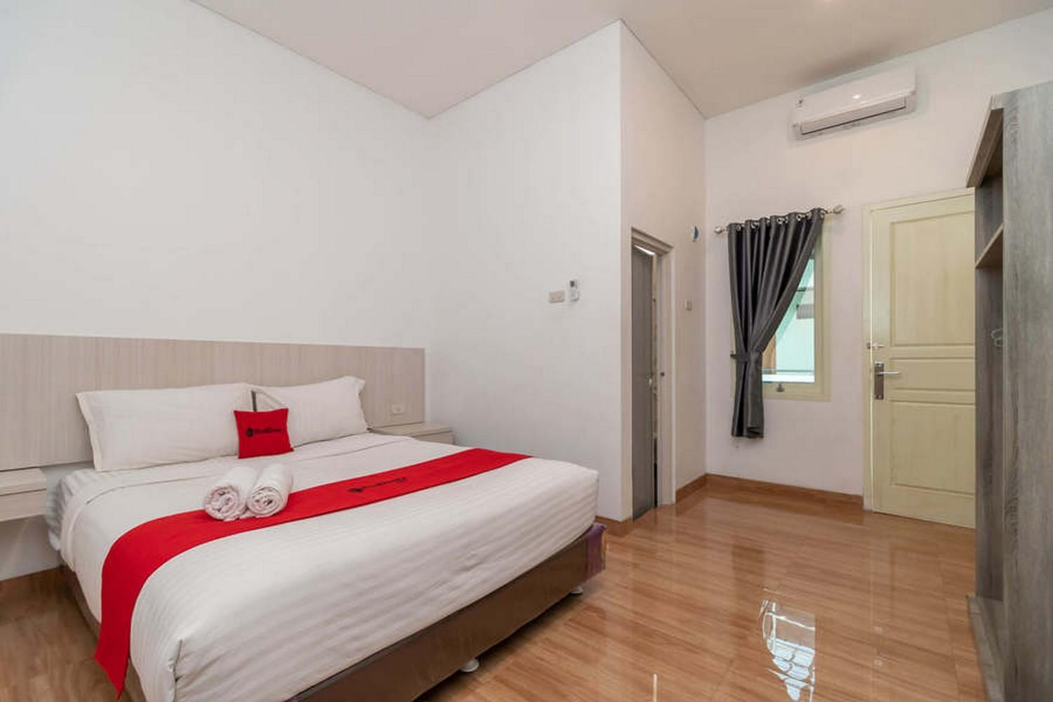 Standard Double Room - Photo 13