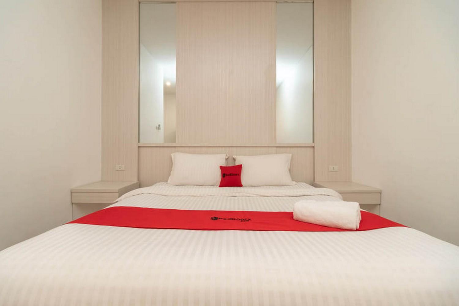 Standard Double Room - Photo 8