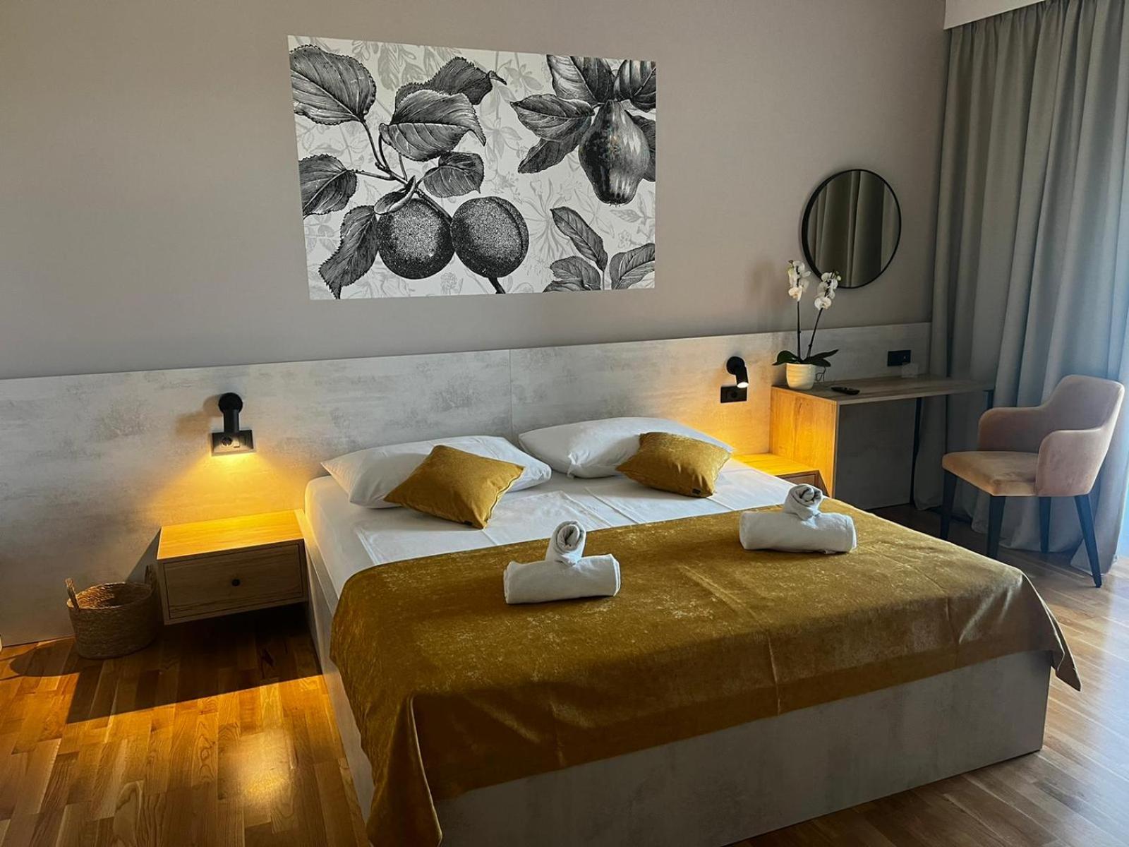 Superior Double Room - Photo 9