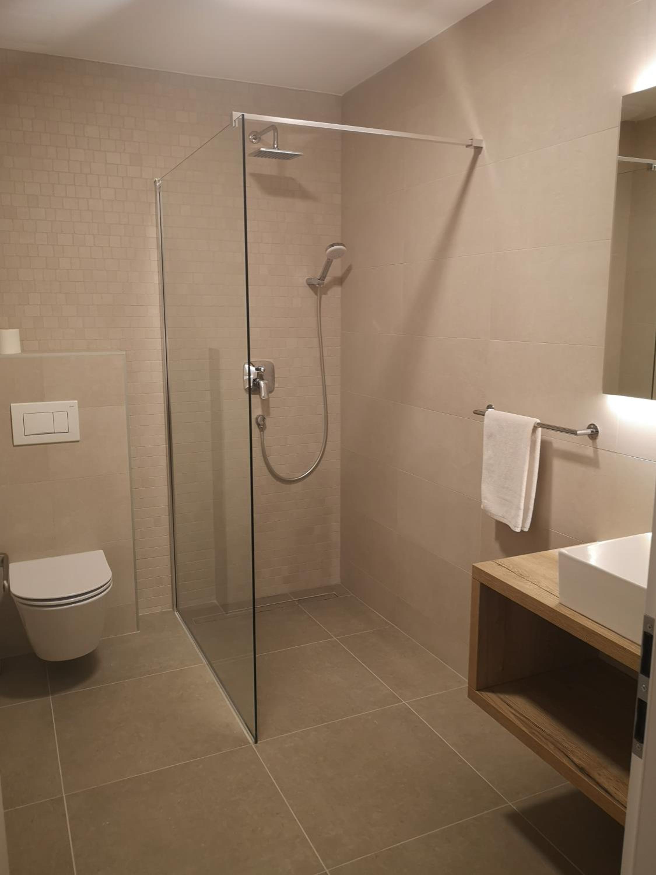 Superior Double Room - Photo 10