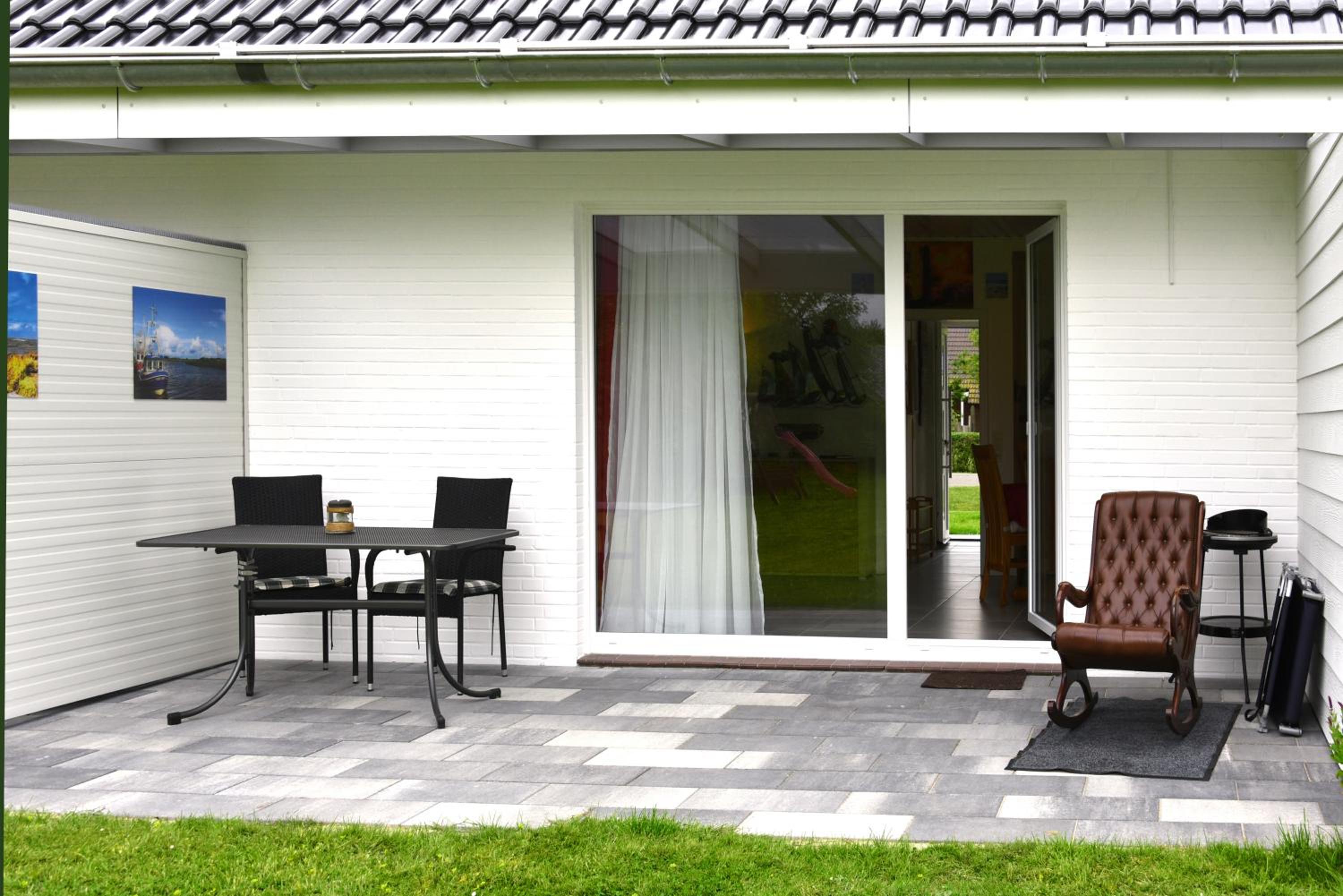 Apartment with Terrace - Photo 7