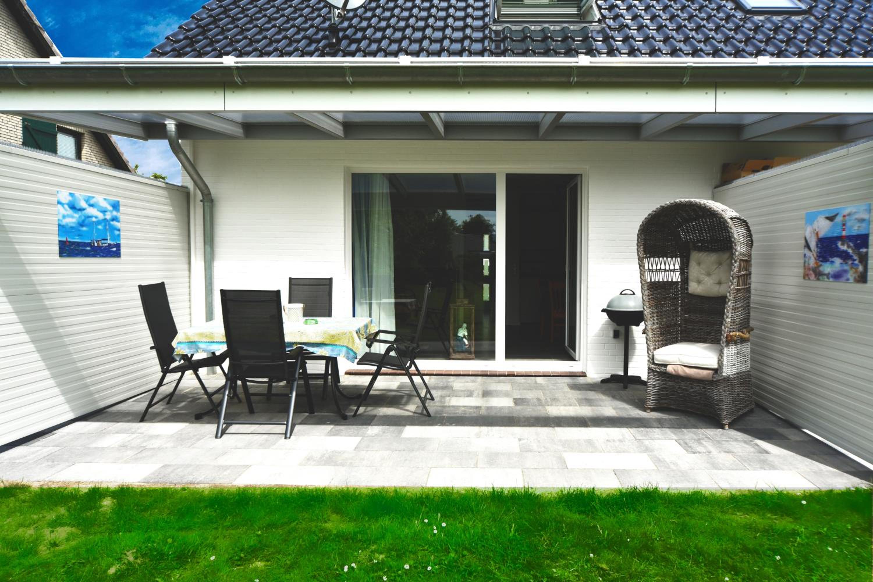 Apartment with Terrace photo 3