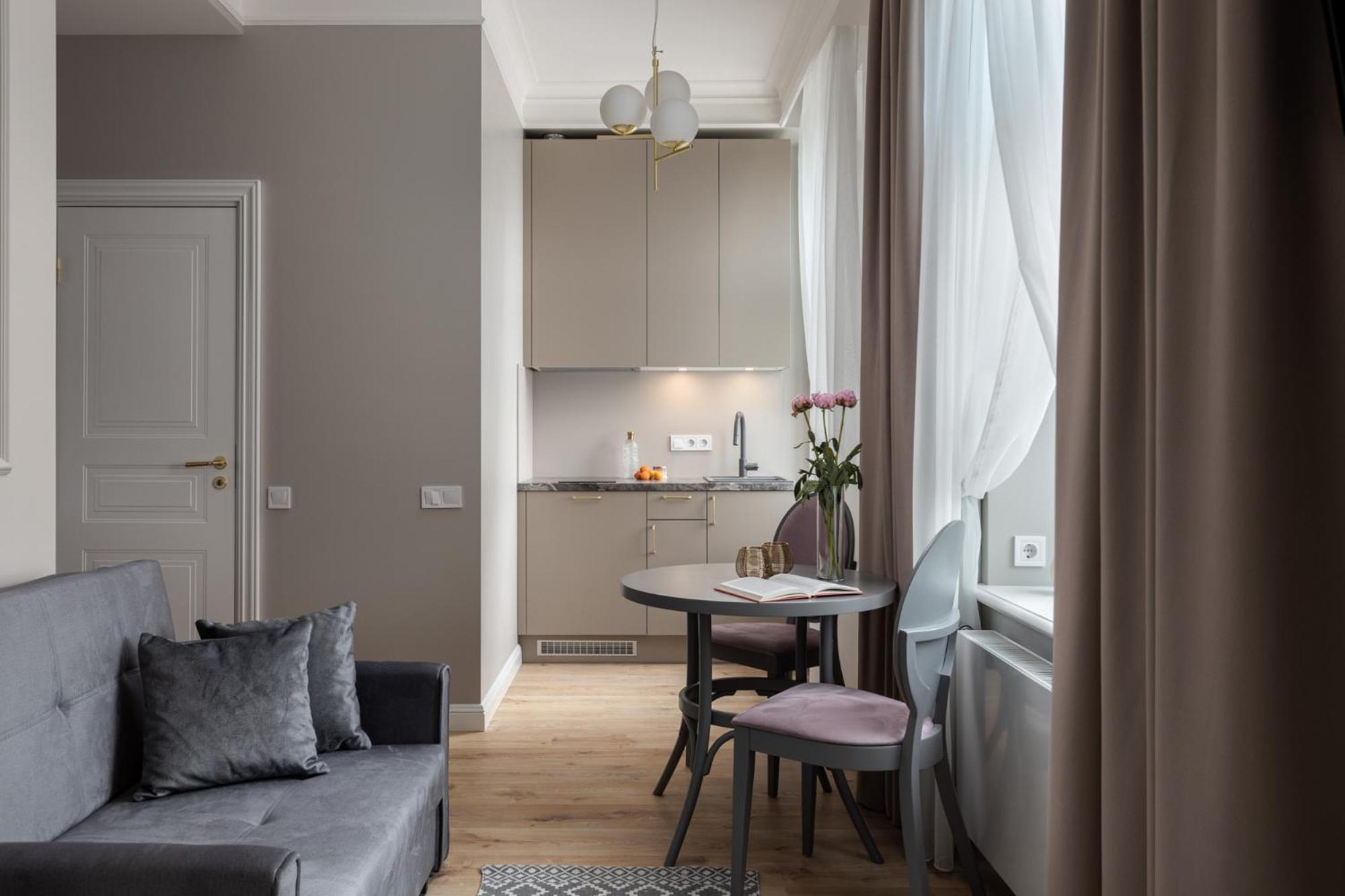 Large Double Room - Photo 16