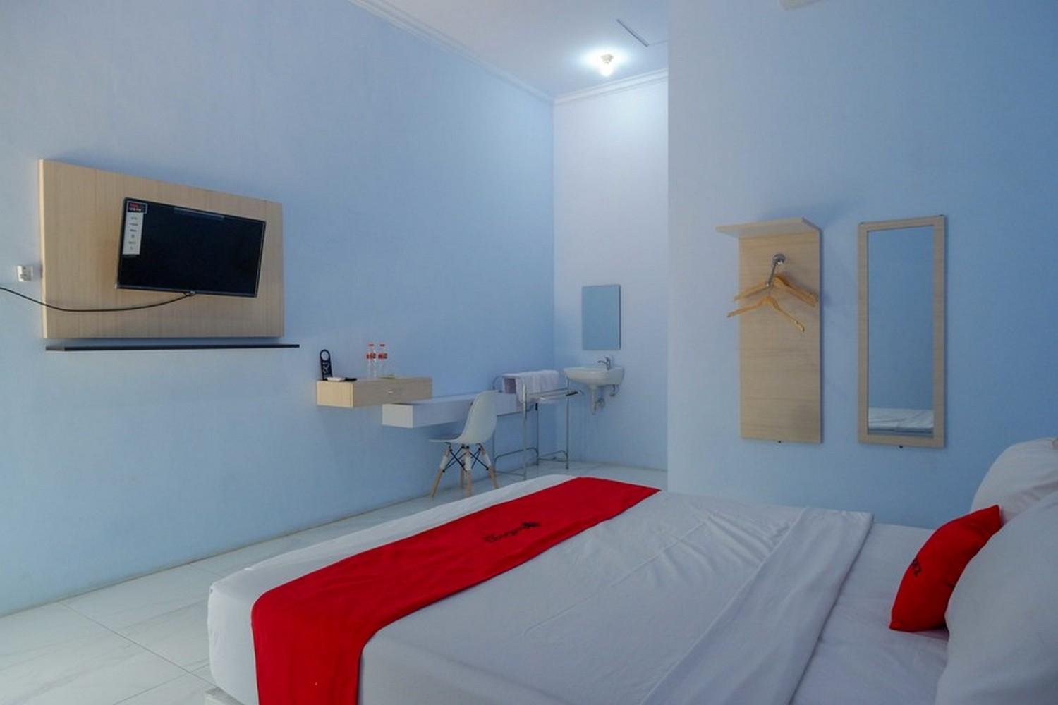 Double Room - Photo 7