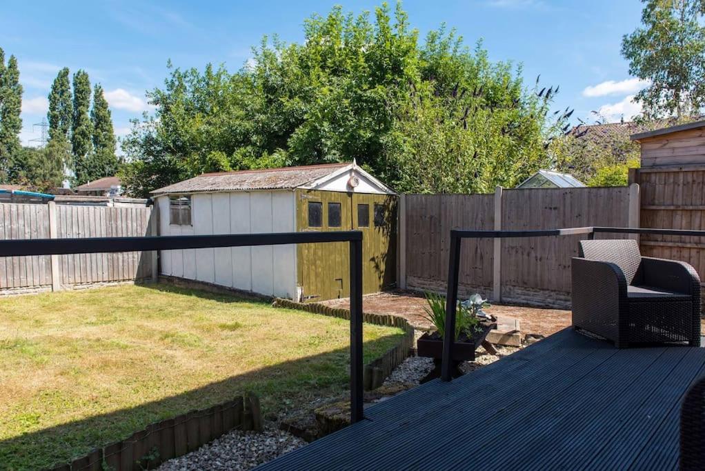 Two-Bedroom House photo 2