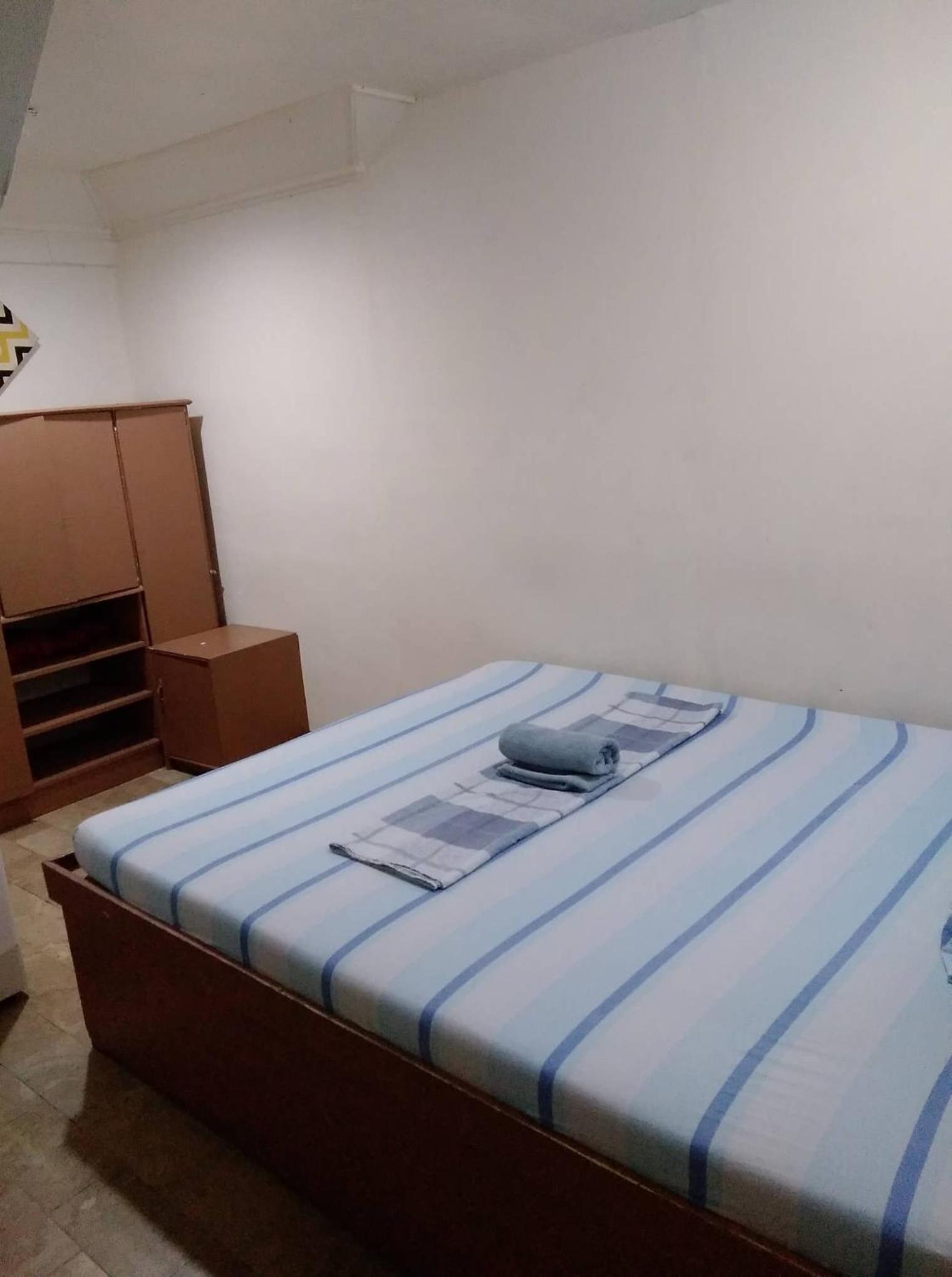 Double or Twin Room - Photo 5