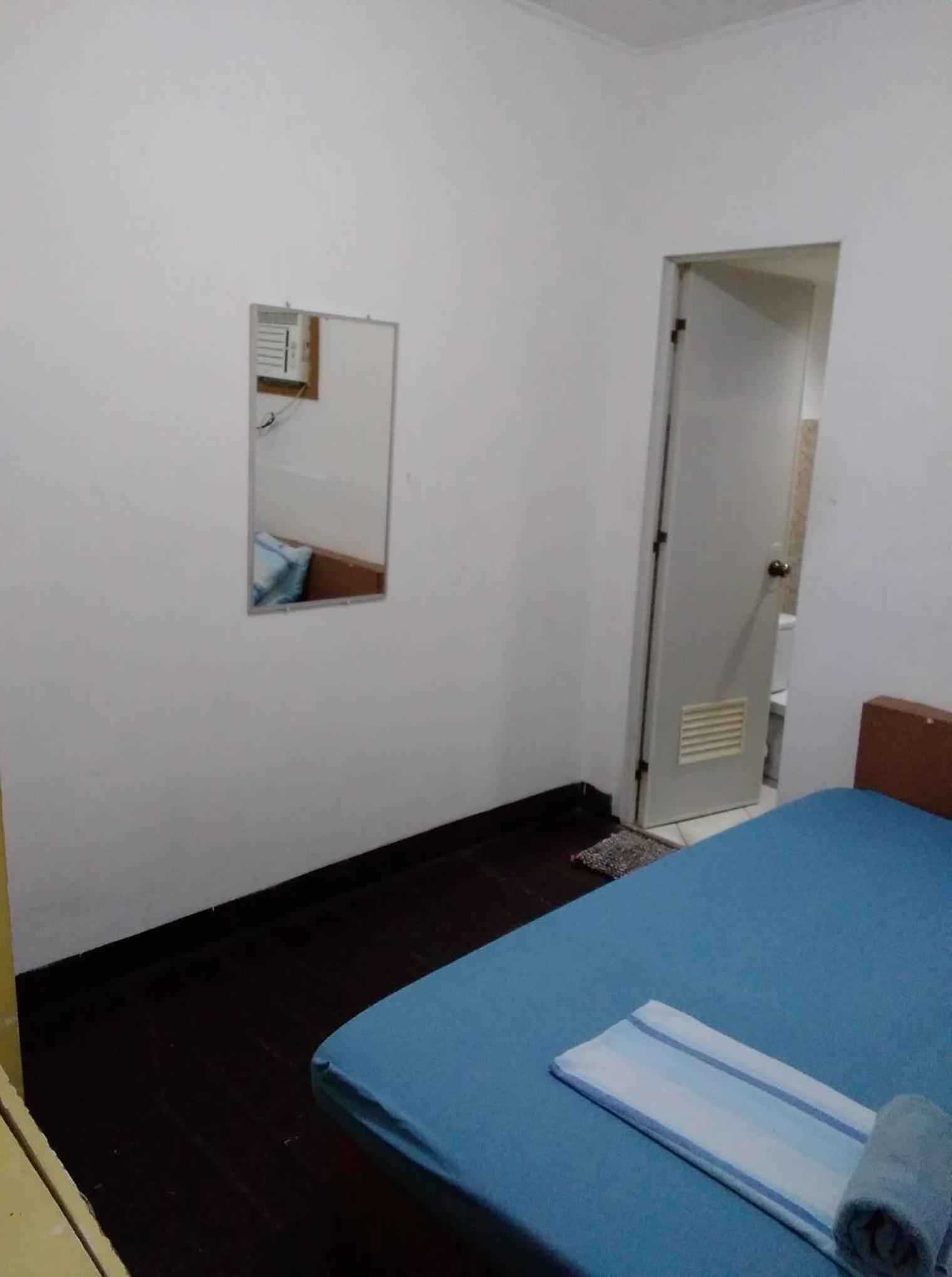 Deluxe Room - Photo 5