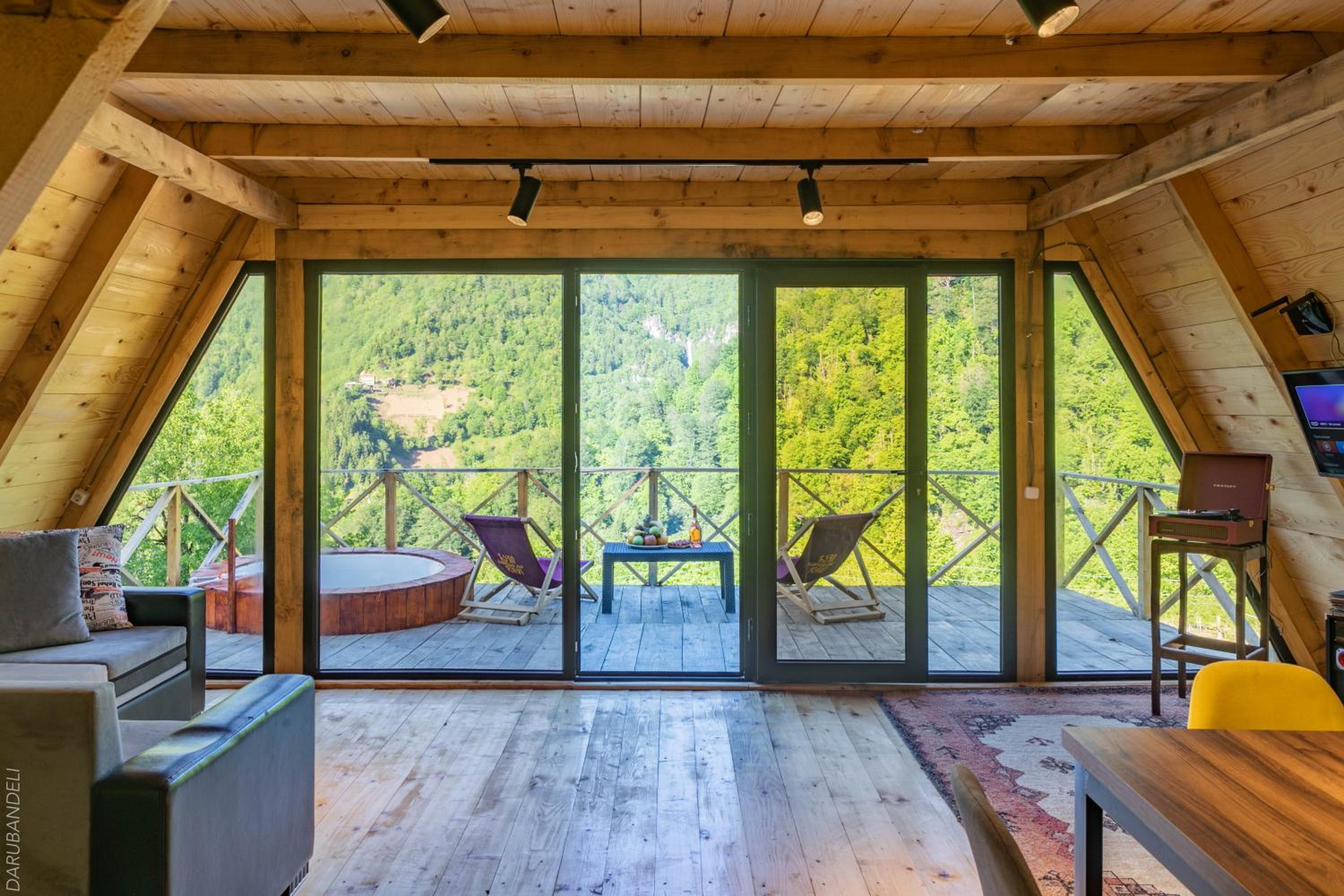 Superior Chalet photo 1
