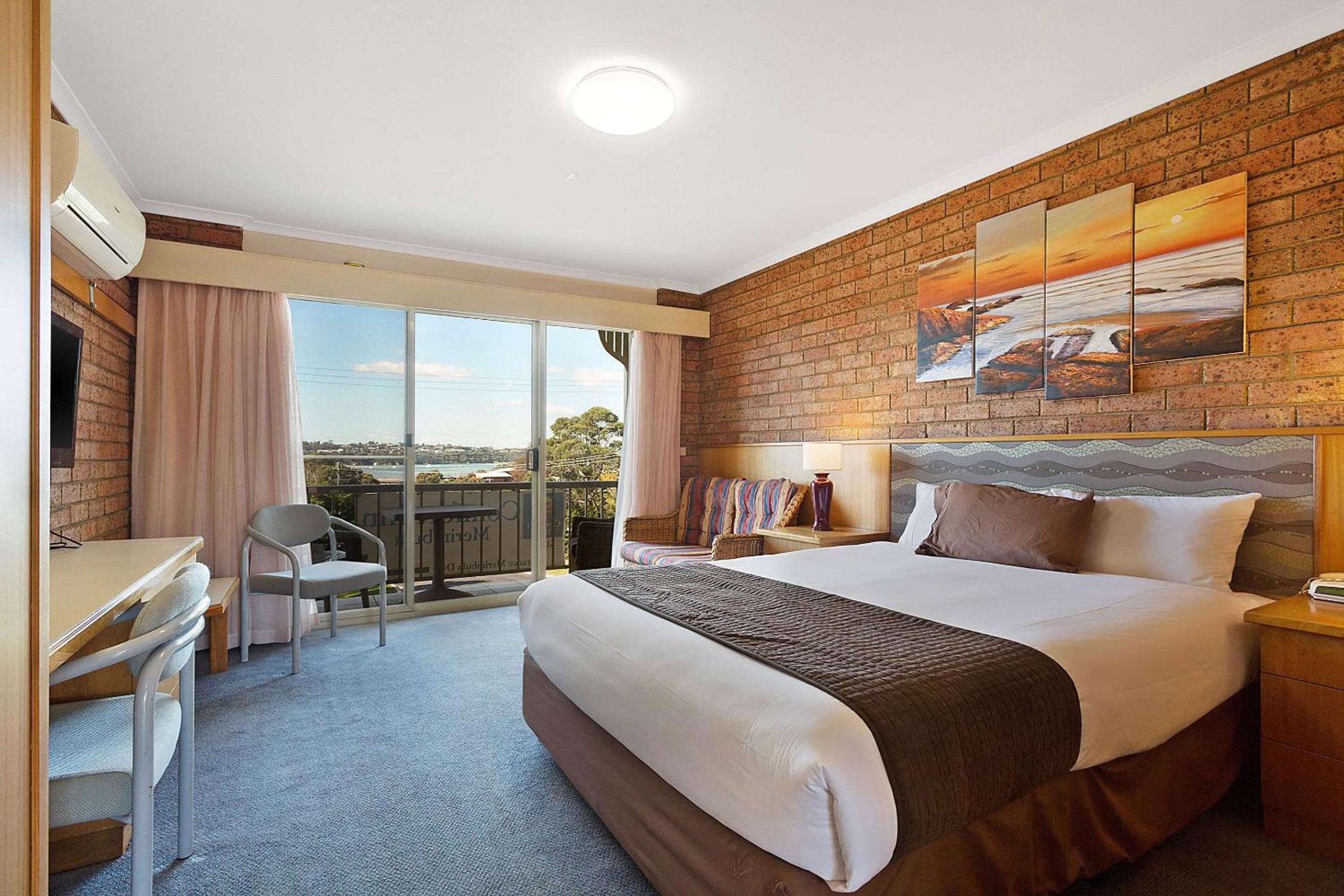 Standard Queen Room photo 3