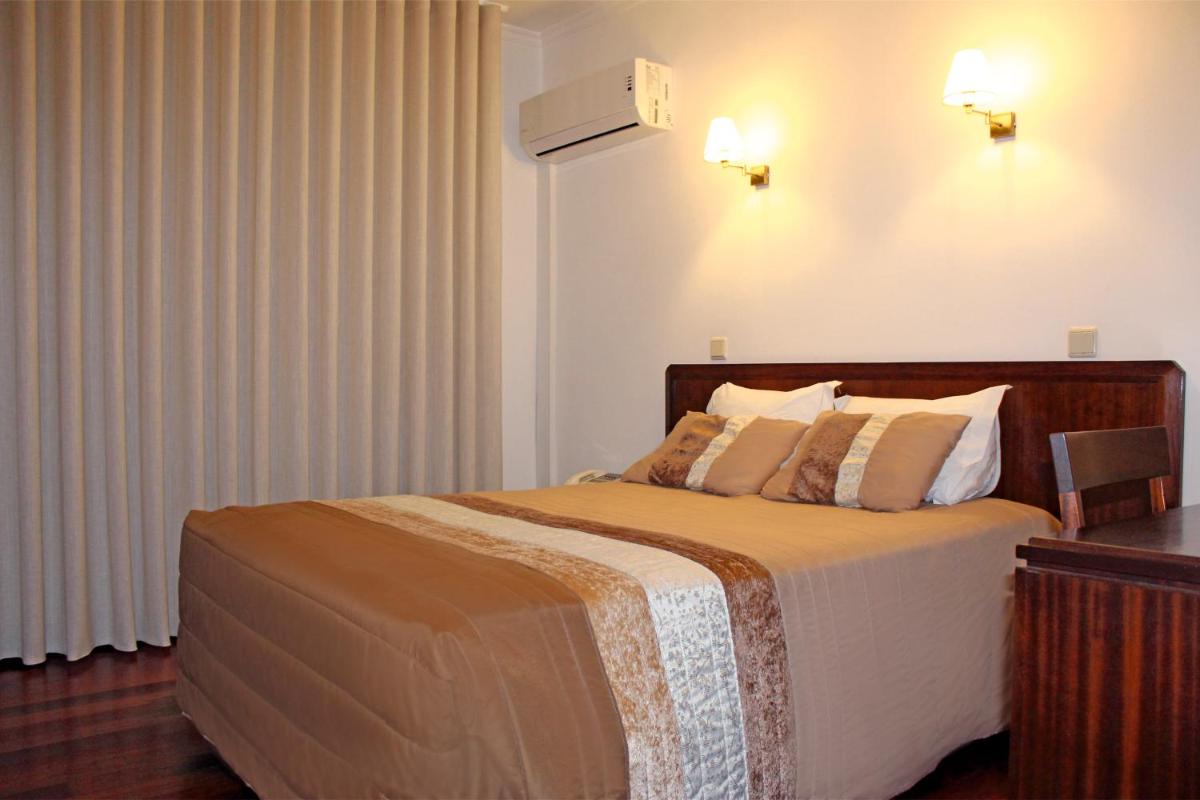Double or Twin Room - Photo 3