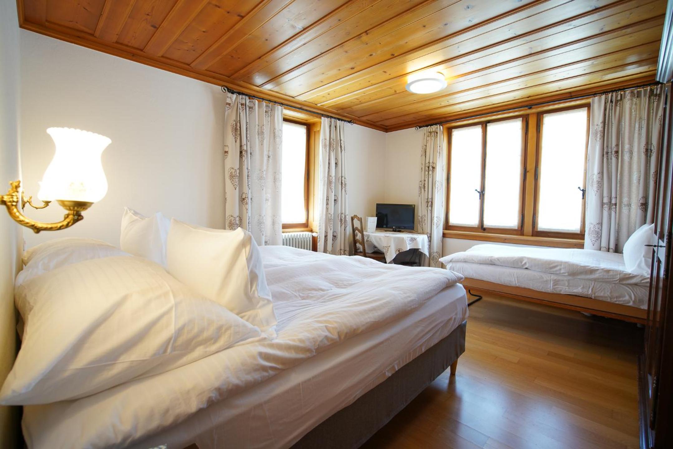 Superior Triple Room photo 3