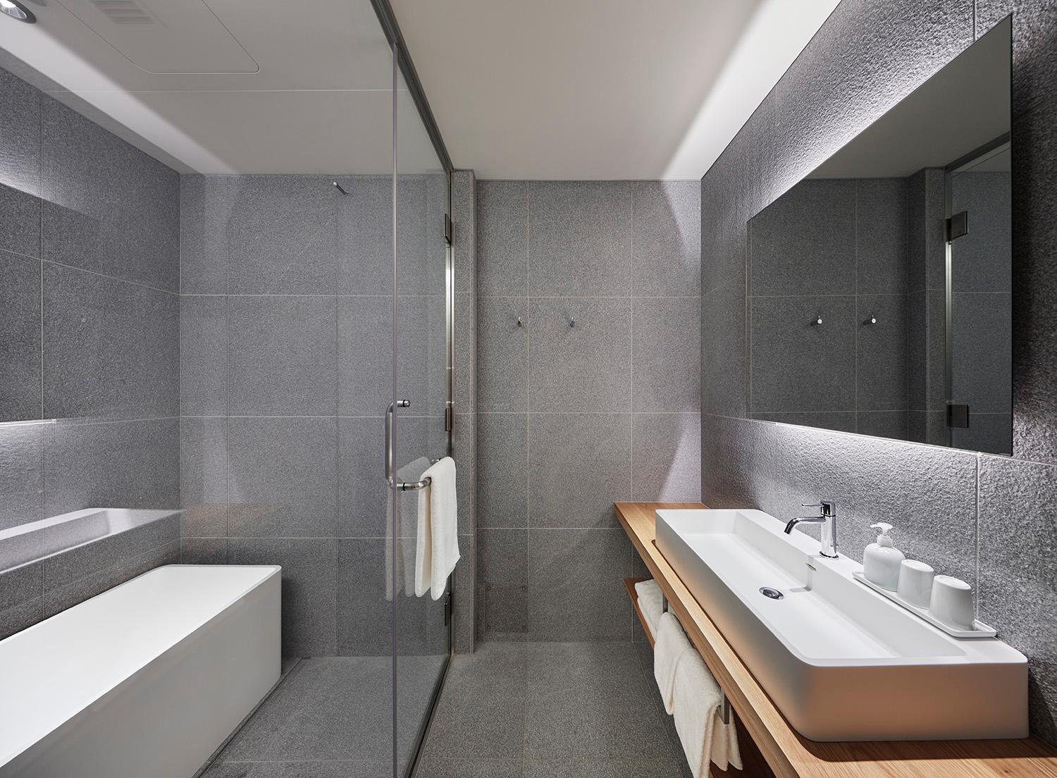 Deluxe Twin Room - Type E - Non Smoking photo 3