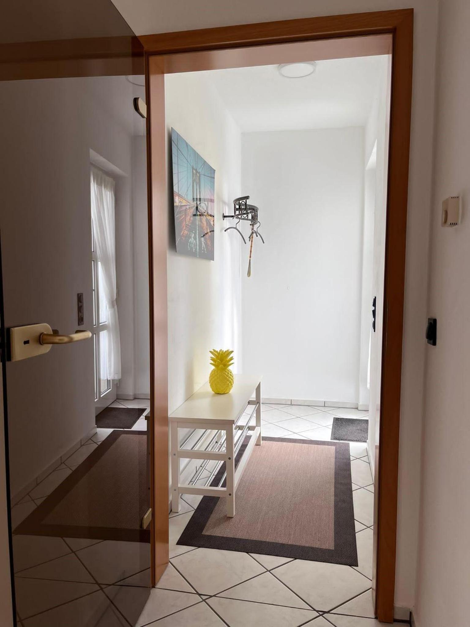 Apartment photo 2
