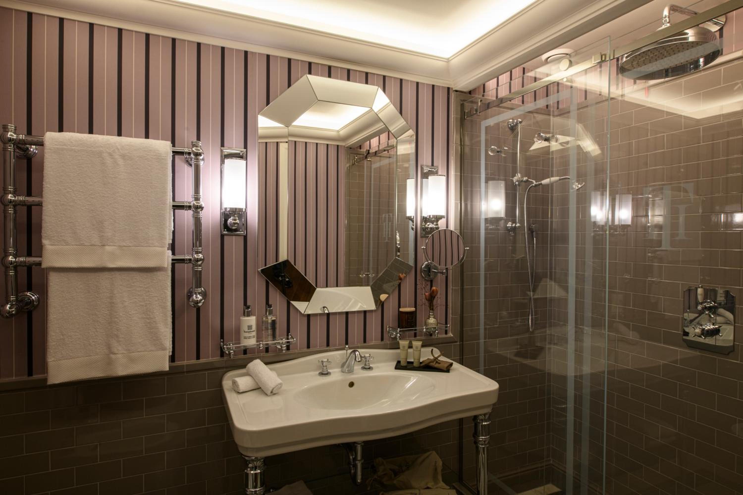 Suite with Two Queen Beds