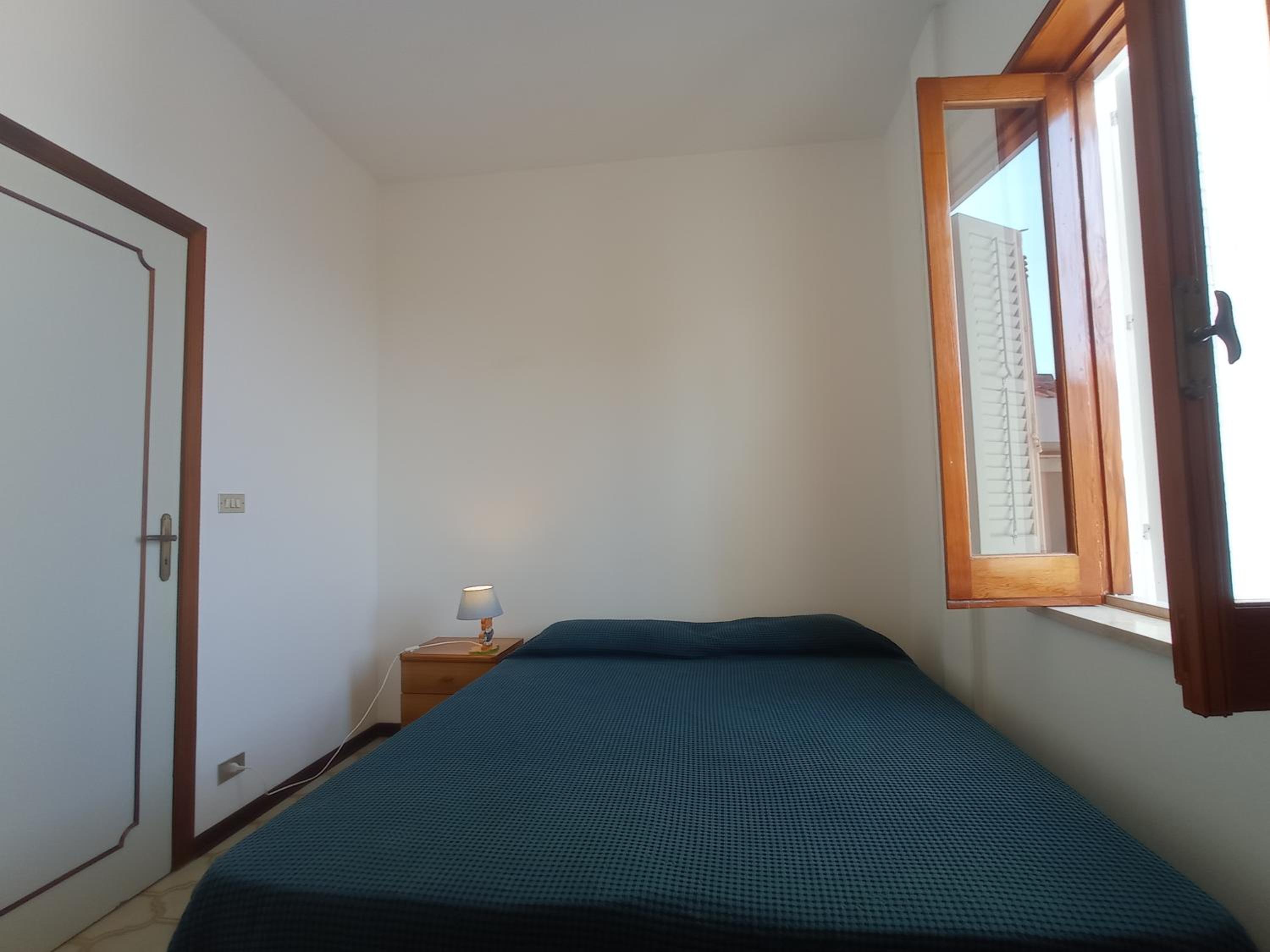 Three-Bedroom House photo 3