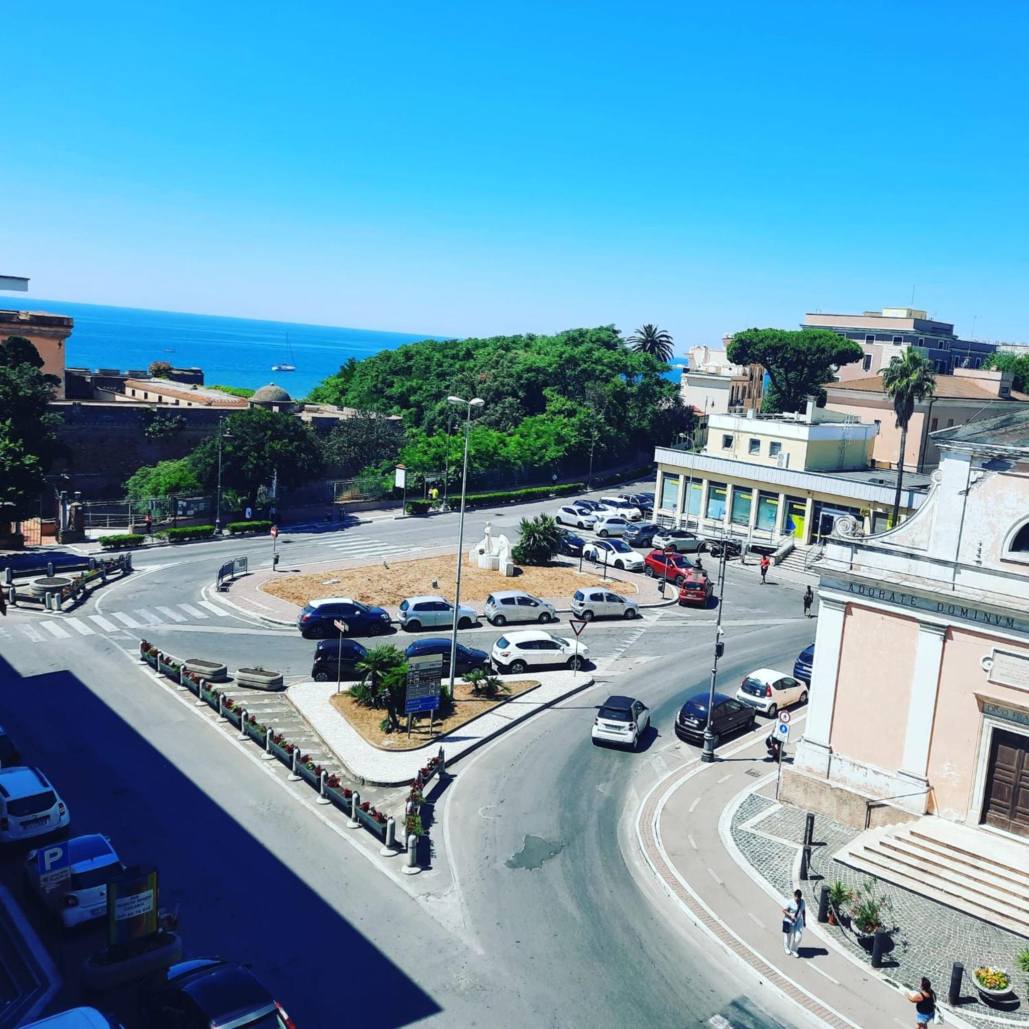 Deluxe Double Room with Sea View photo 2