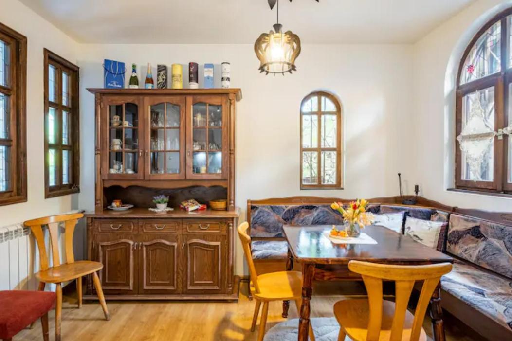 Villa - Photo 24
