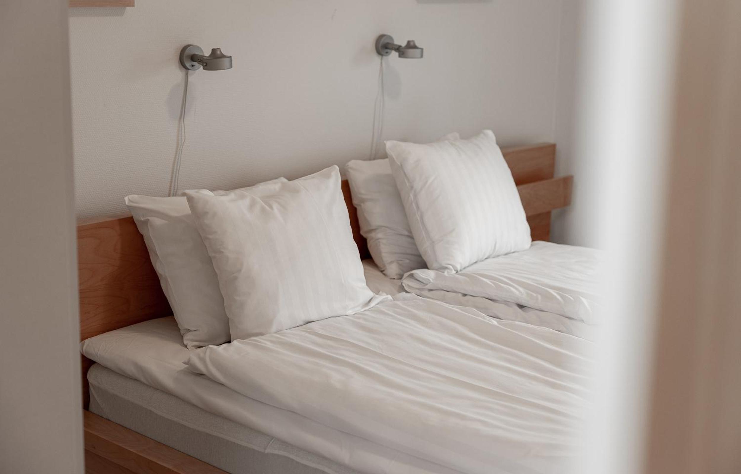 Five-Bedroom House photo 1
