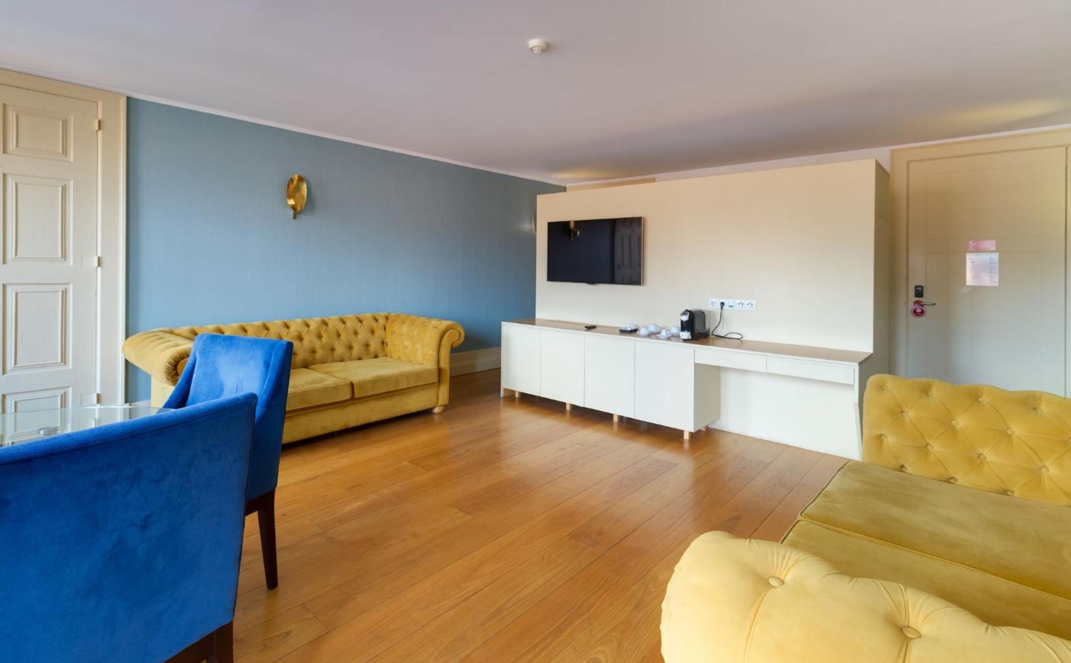 Deluxe Apartment photo 3