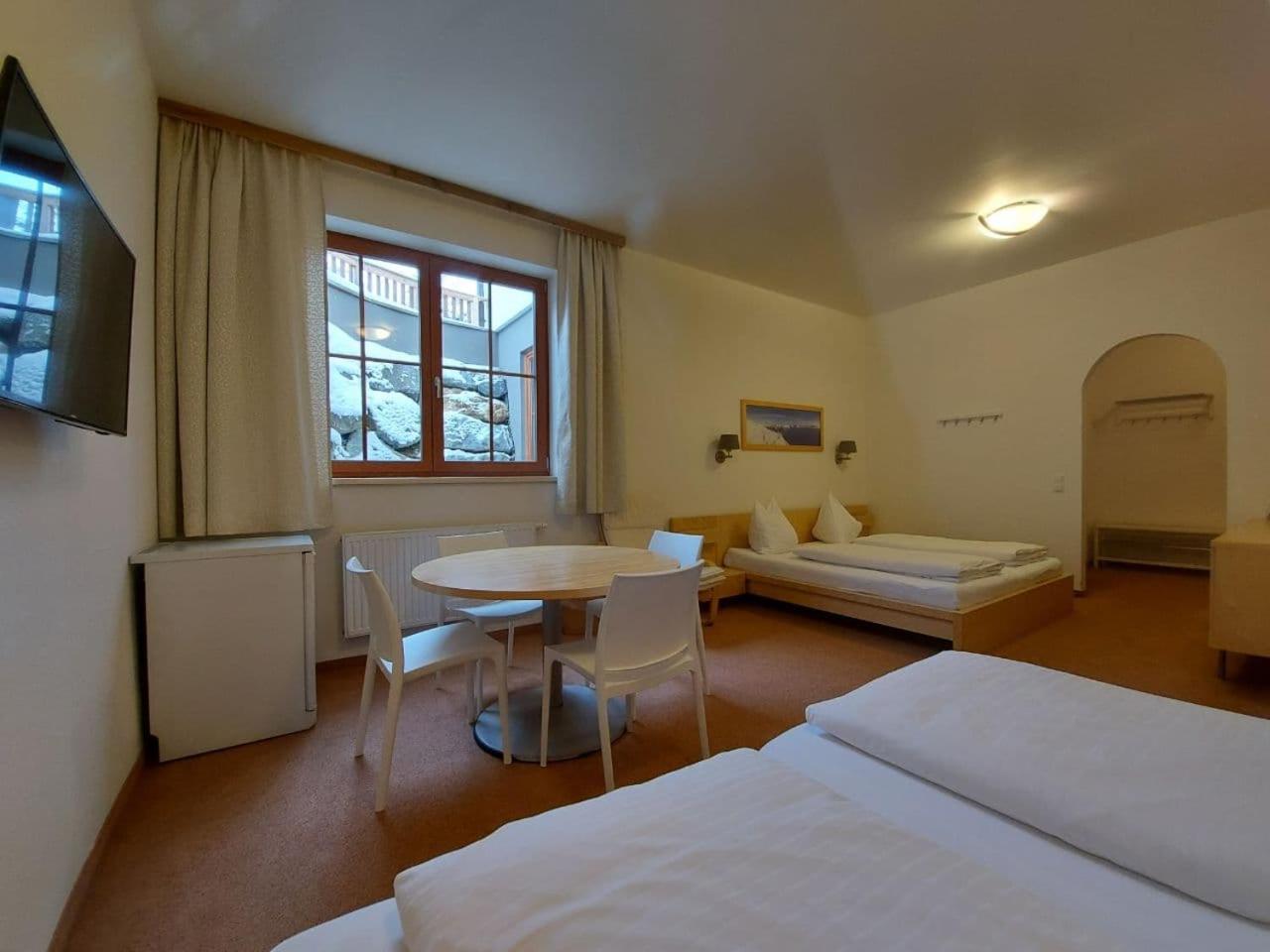 Standard Triple Room photo 1