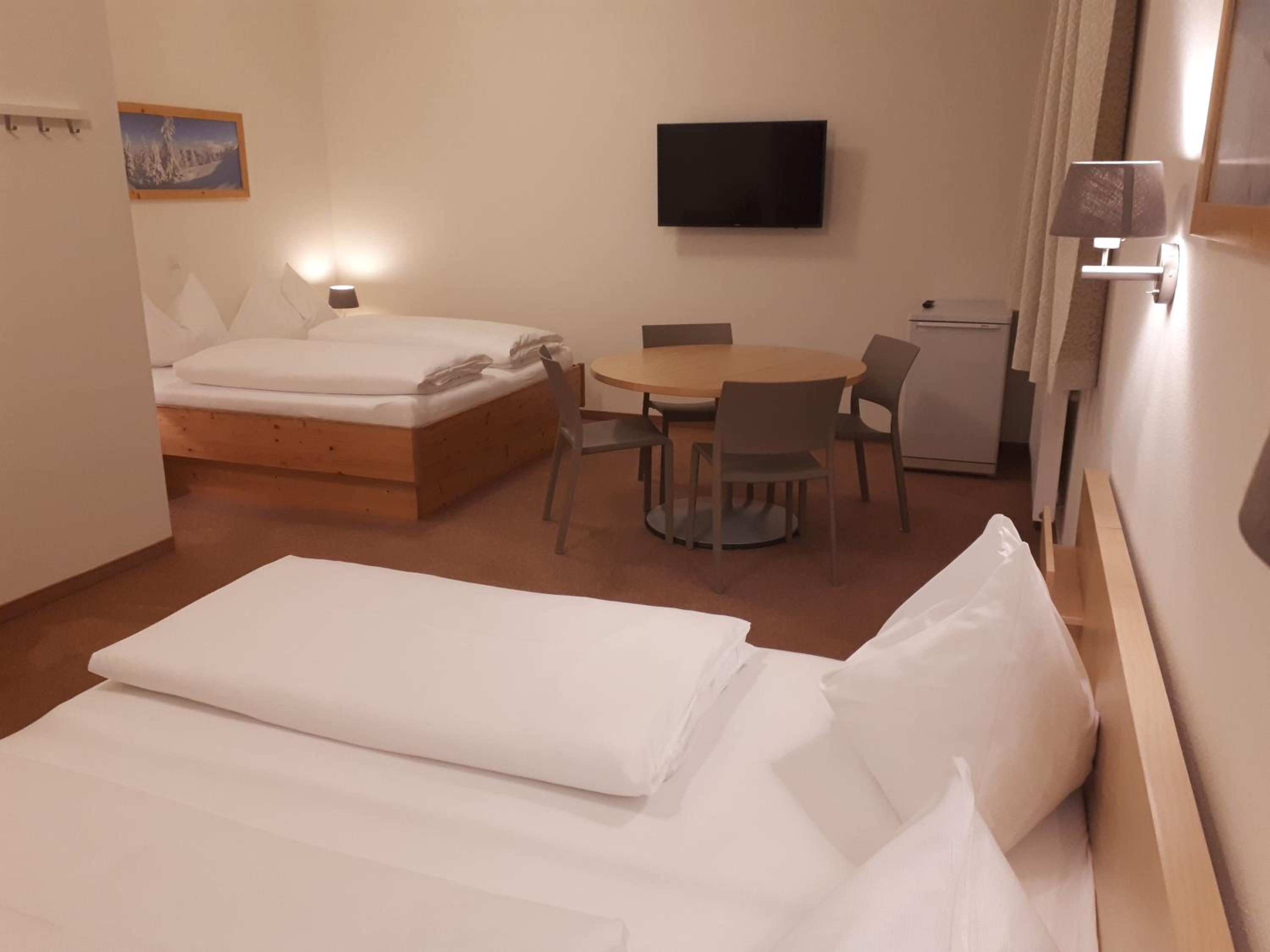Standard Triple Room photo 2
