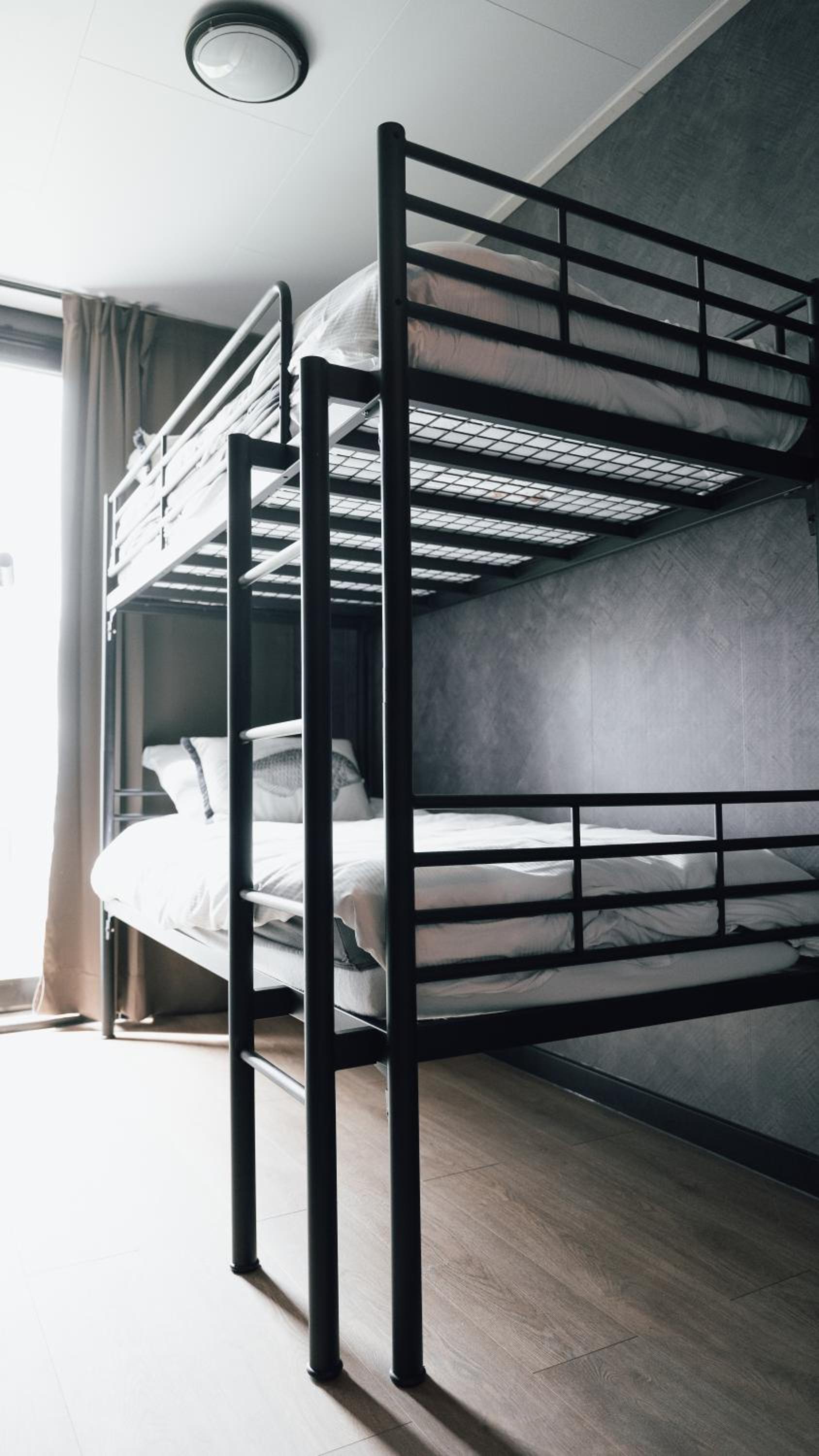 Quadruple Room with Sea View - Photo 7