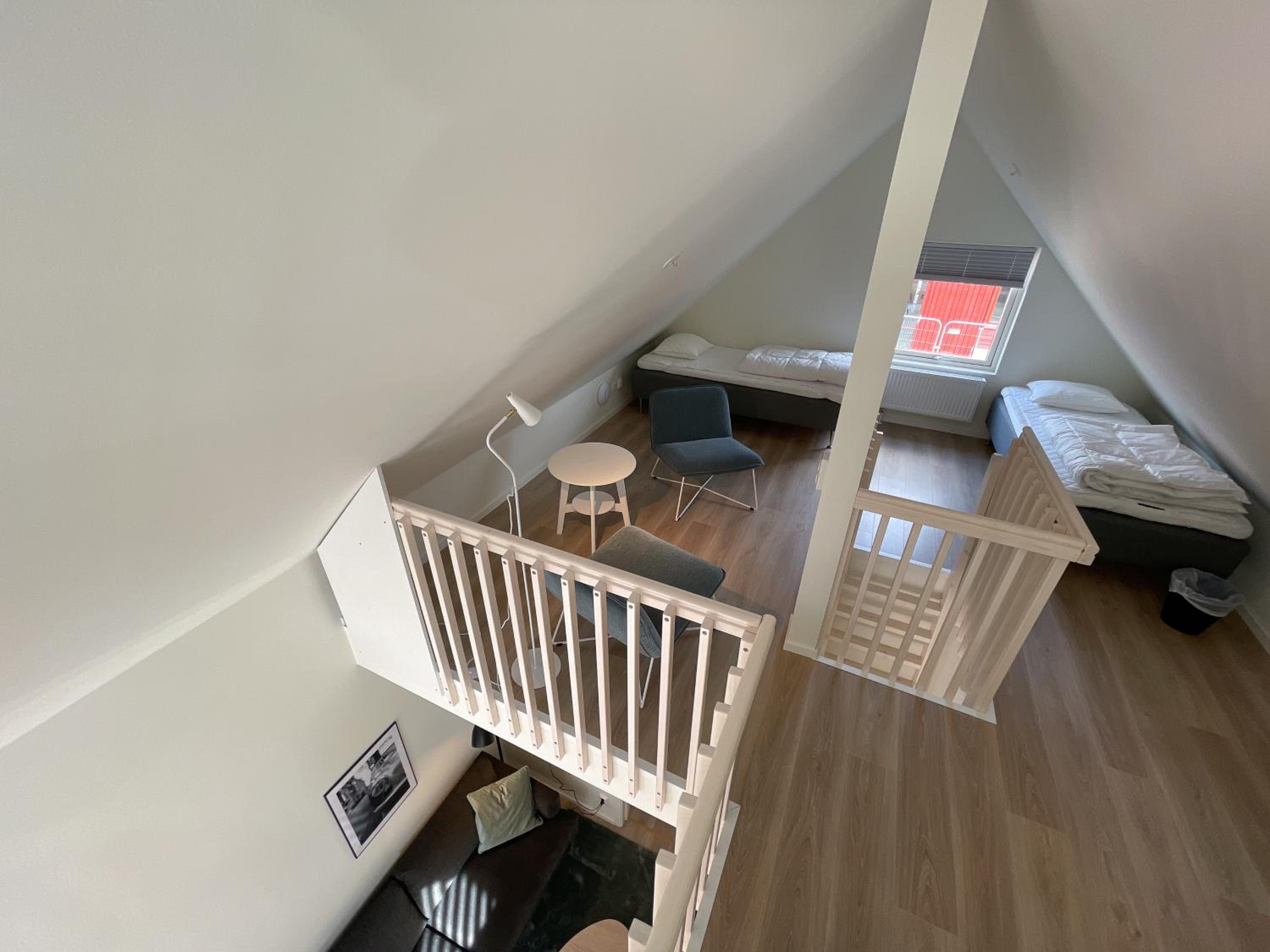 Three-Bedroom Apartment - Photo 12