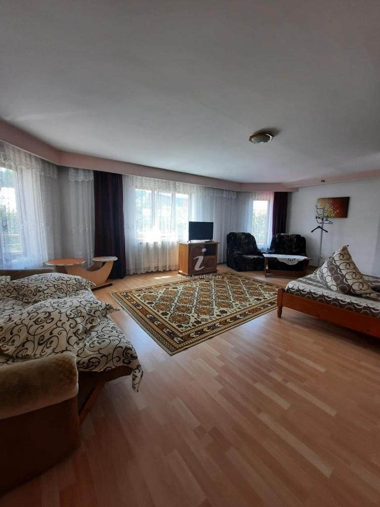 Triple Room with Mountain View photo 1