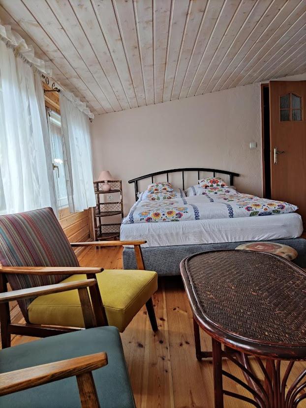 Double Room - Photo 12