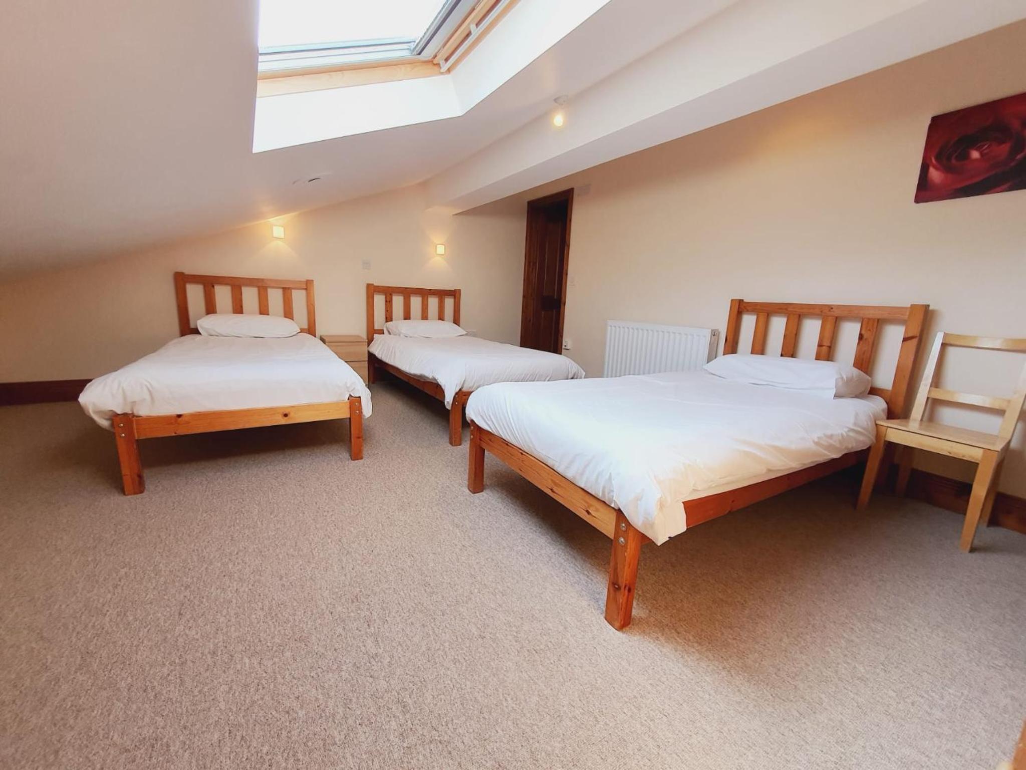 Four-Bedroom House photo 2