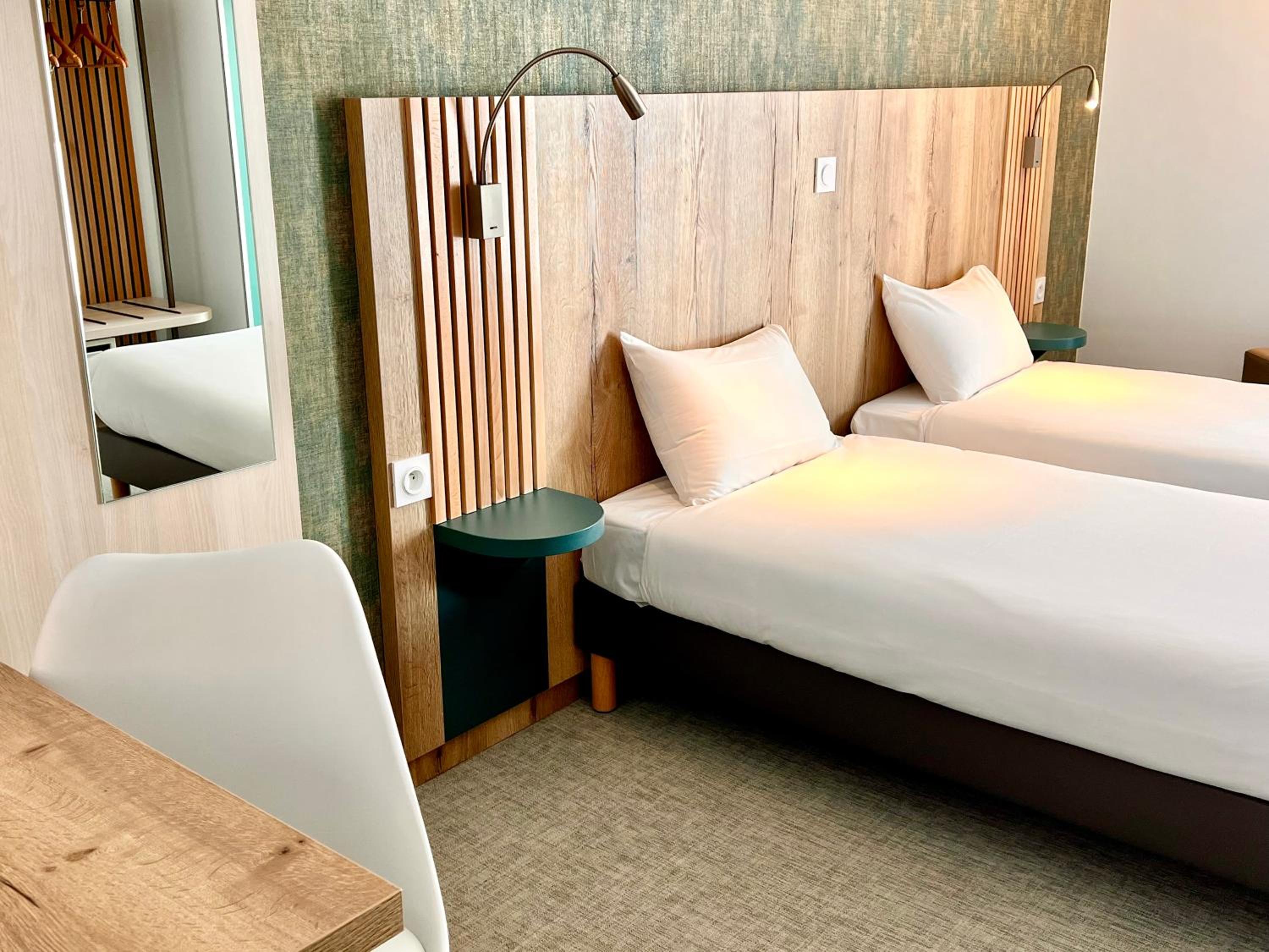Superior Twin Room photo 3