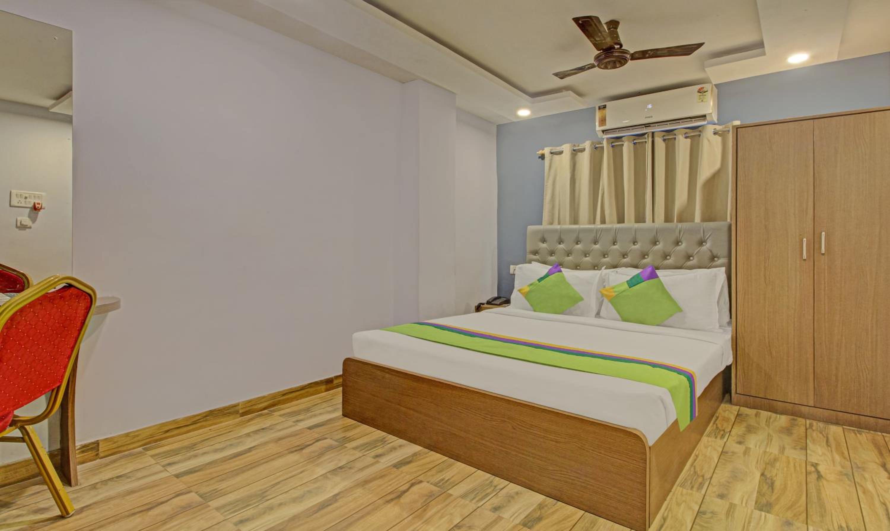 Standard Double Room - Photo 19