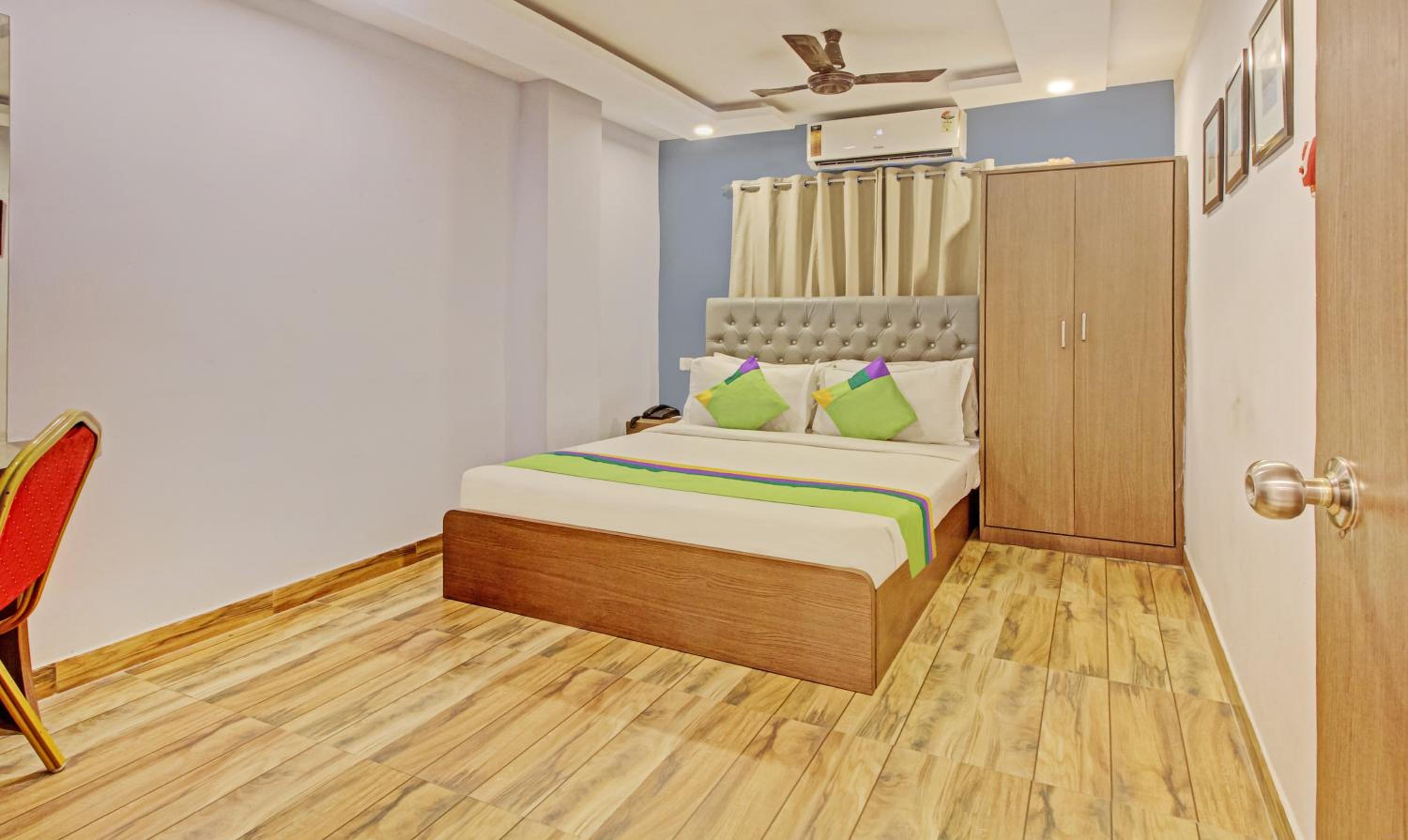 Standard Double Room - Photo 15