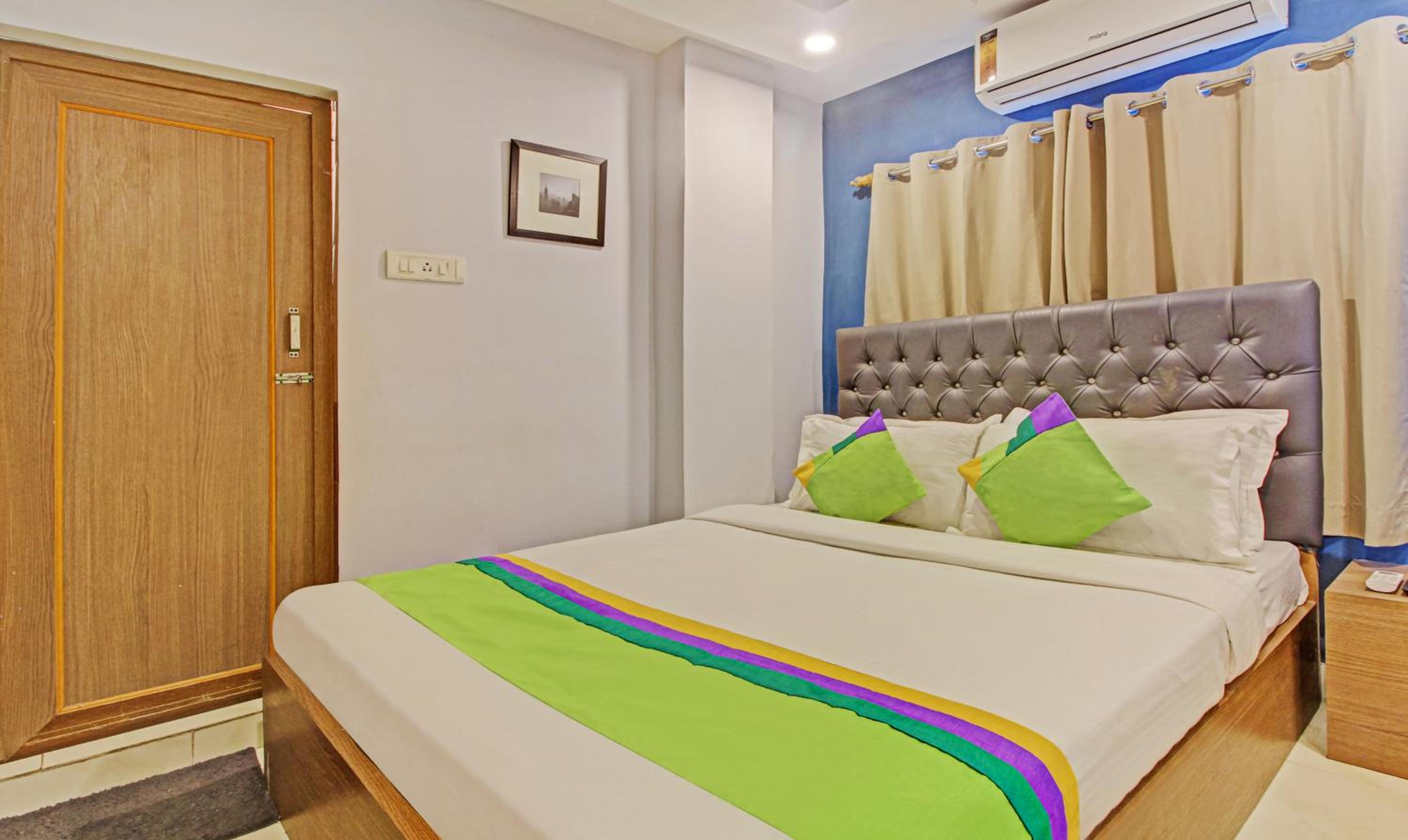 Standard Double Room - Photo 7