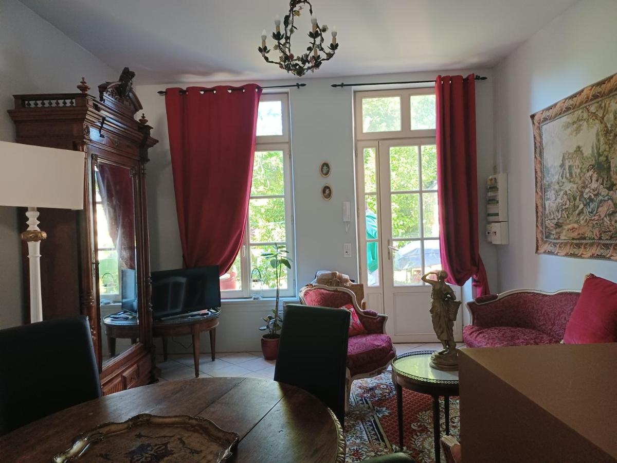 Apartment with Lake View photo 3