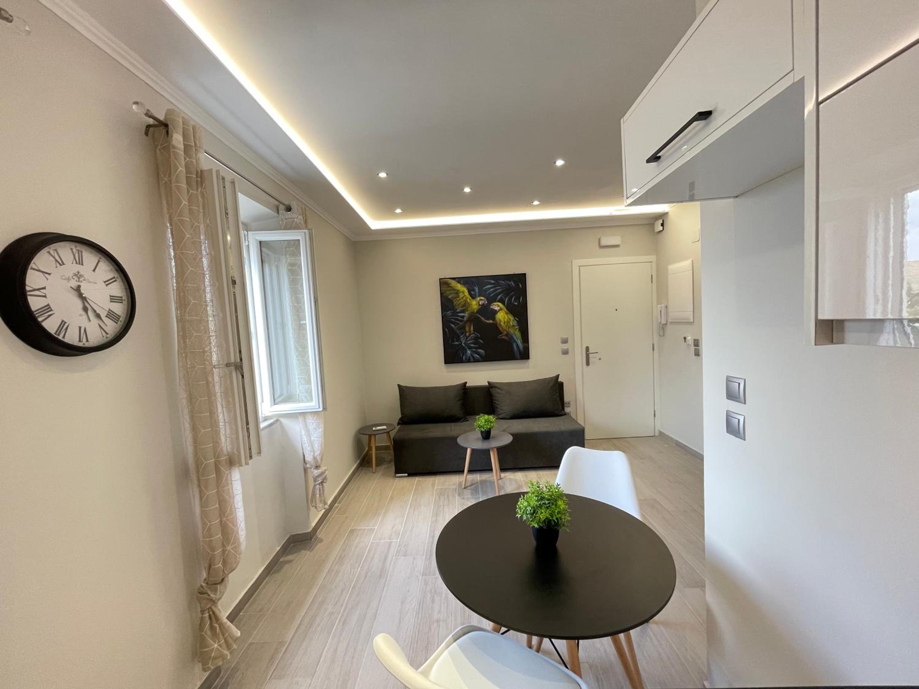 One-Bedroom Apartment - Photo 12